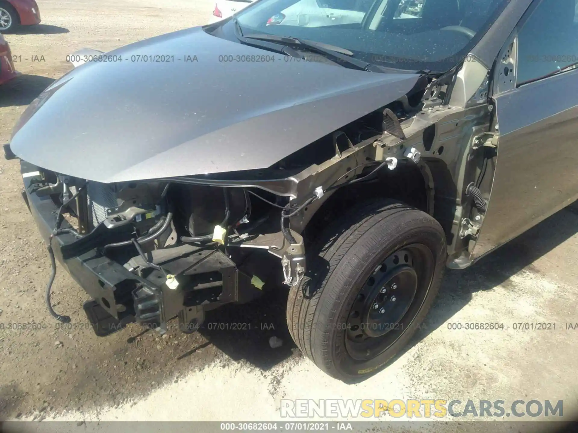 6 Photograph of a damaged car 5YFBURHE5KP942216 TOYOTA COROLLA 2019