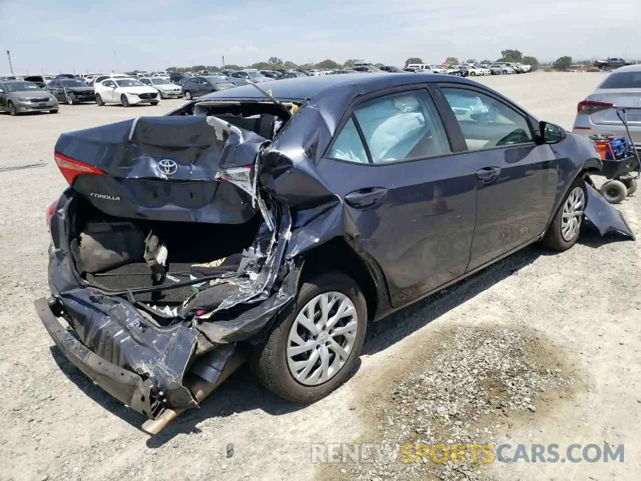 4 Photograph of a damaged car 5YFBURHE5KP942667 TOYOTA COROLLA 2019