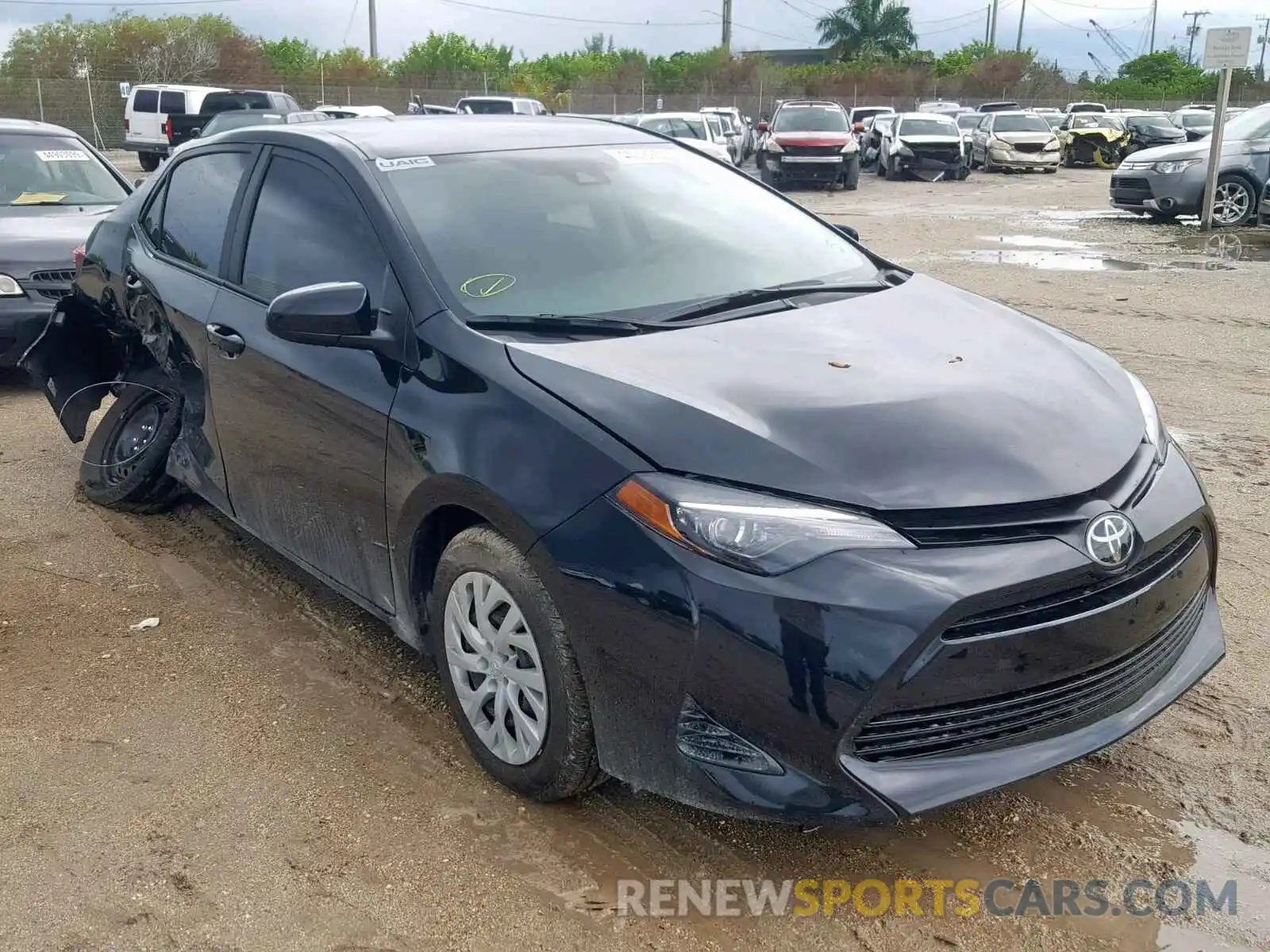 1 Photograph of a damaged car 5YFBURHE5KP943110 TOYOTA COROLLA 2019