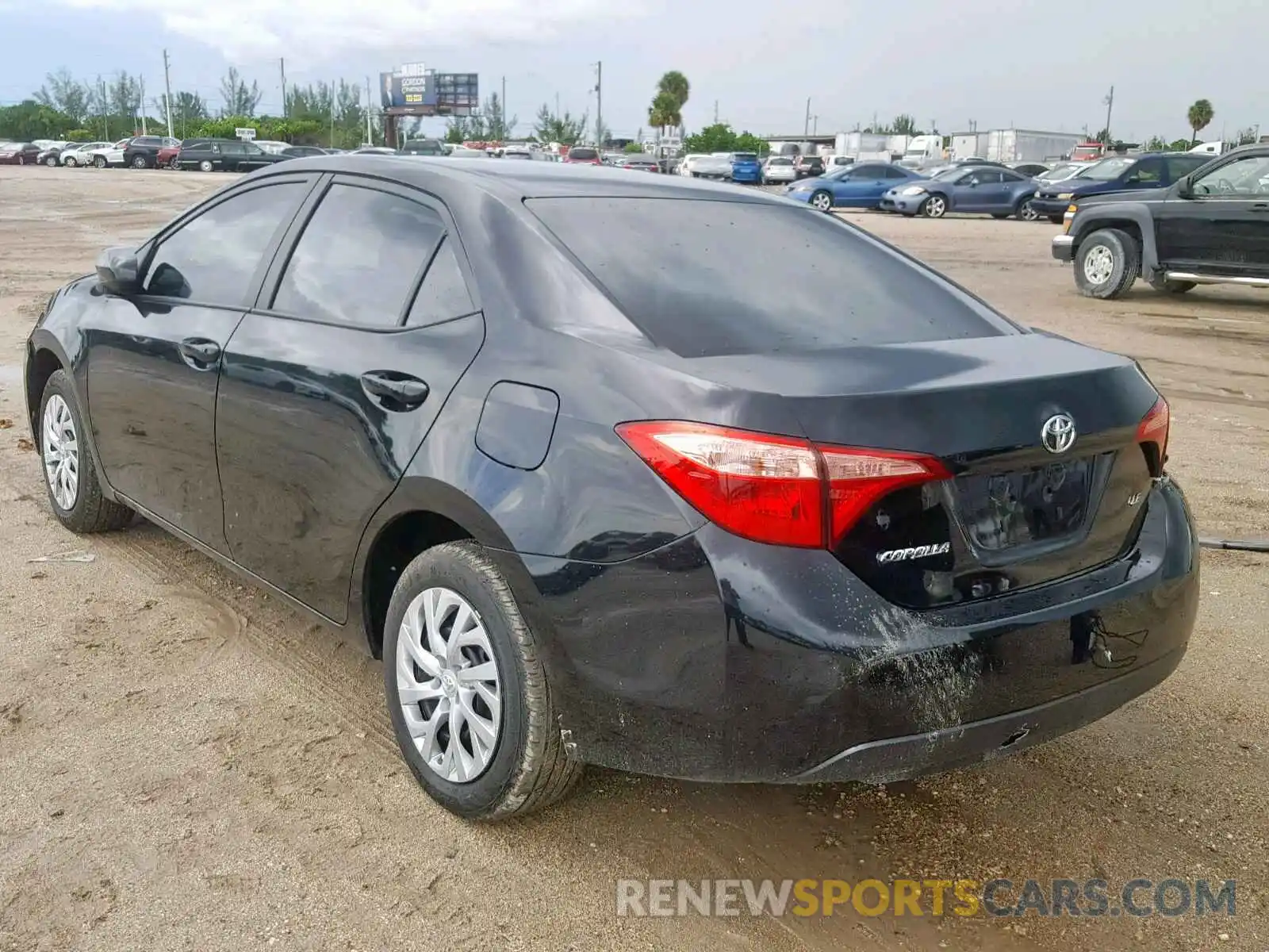 3 Photograph of a damaged car 5YFBURHE5KP943110 TOYOTA COROLLA 2019