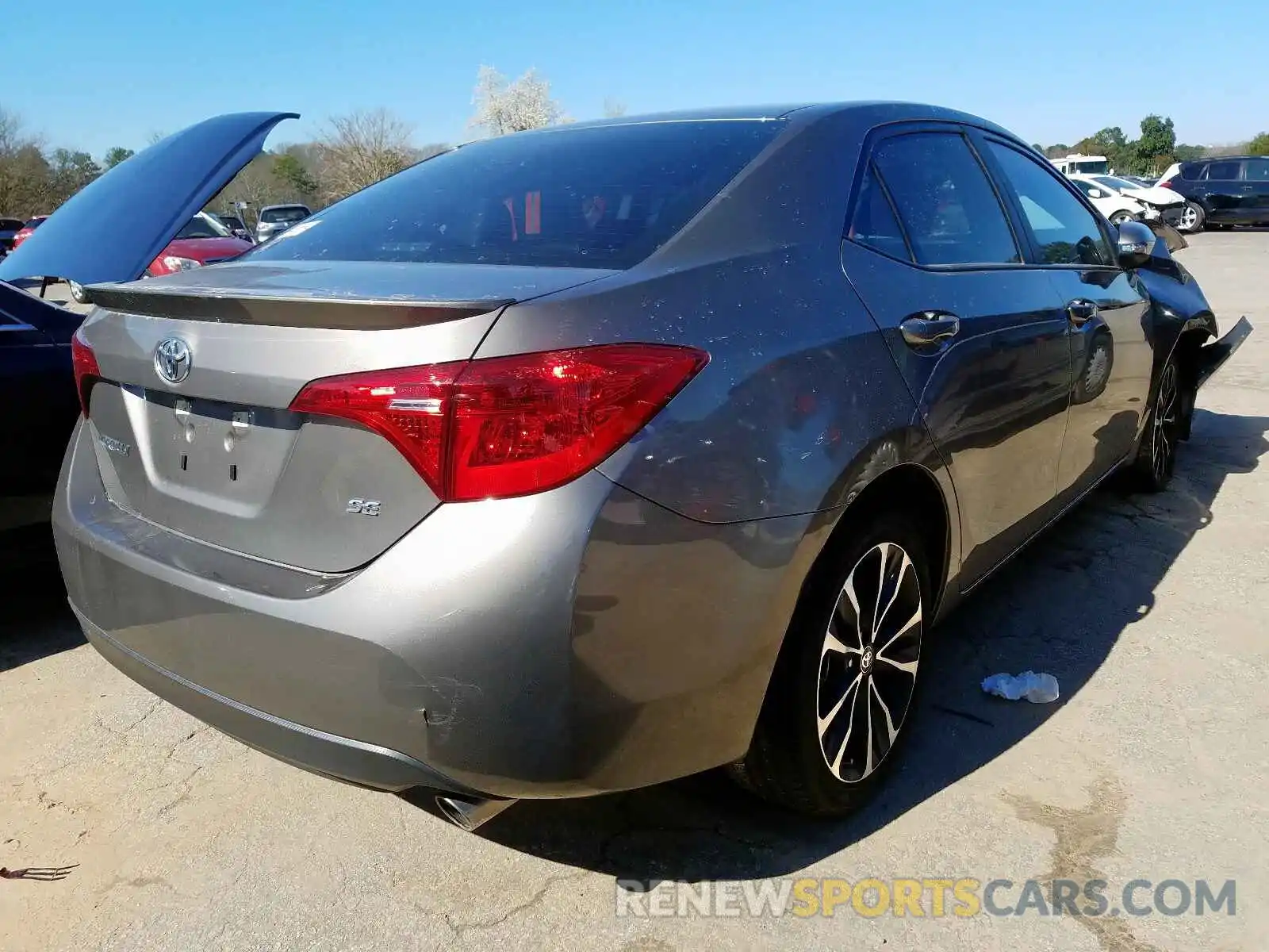 4 Photograph of a damaged car 5YFBURHE5KP943382 TOYOTA COROLLA 2019