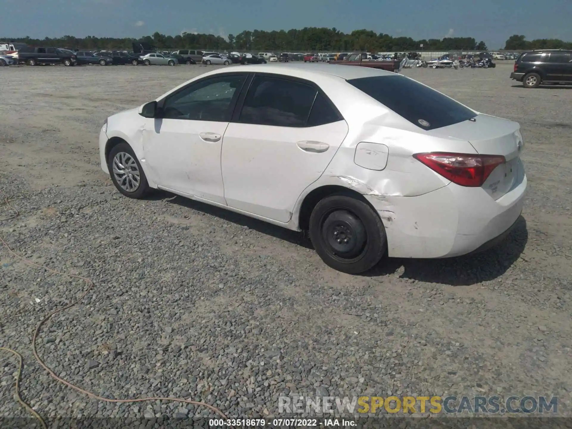 3 Photograph of a damaged car 5YFBURHE5KP944029 TOYOTA COROLLA 2019