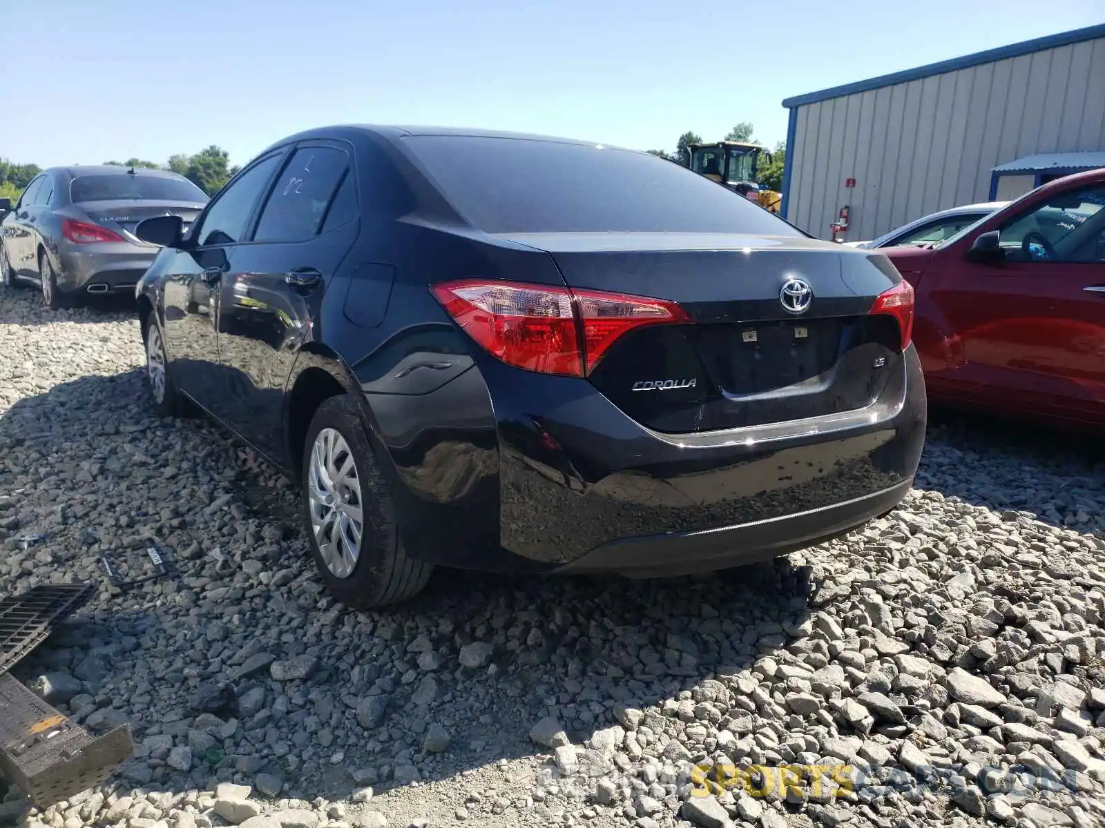 3 Photograph of a damaged car 5YFBURHE5KP944676 TOYOTA COROLLA 2019