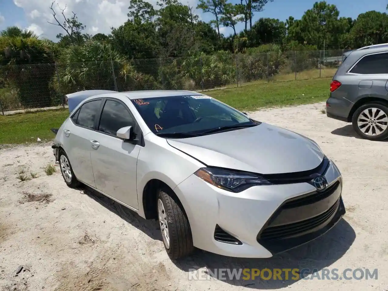 1 Photograph of a damaged car 5YFBURHE5KP945214 TOYOTA COROLLA 2019