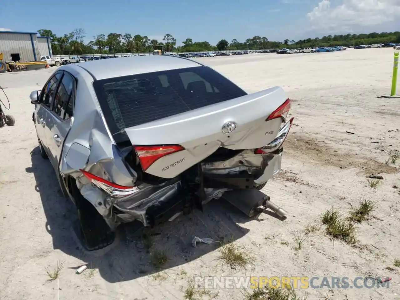 9 Photograph of a damaged car 5YFBURHE5KP945214 TOYOTA COROLLA 2019