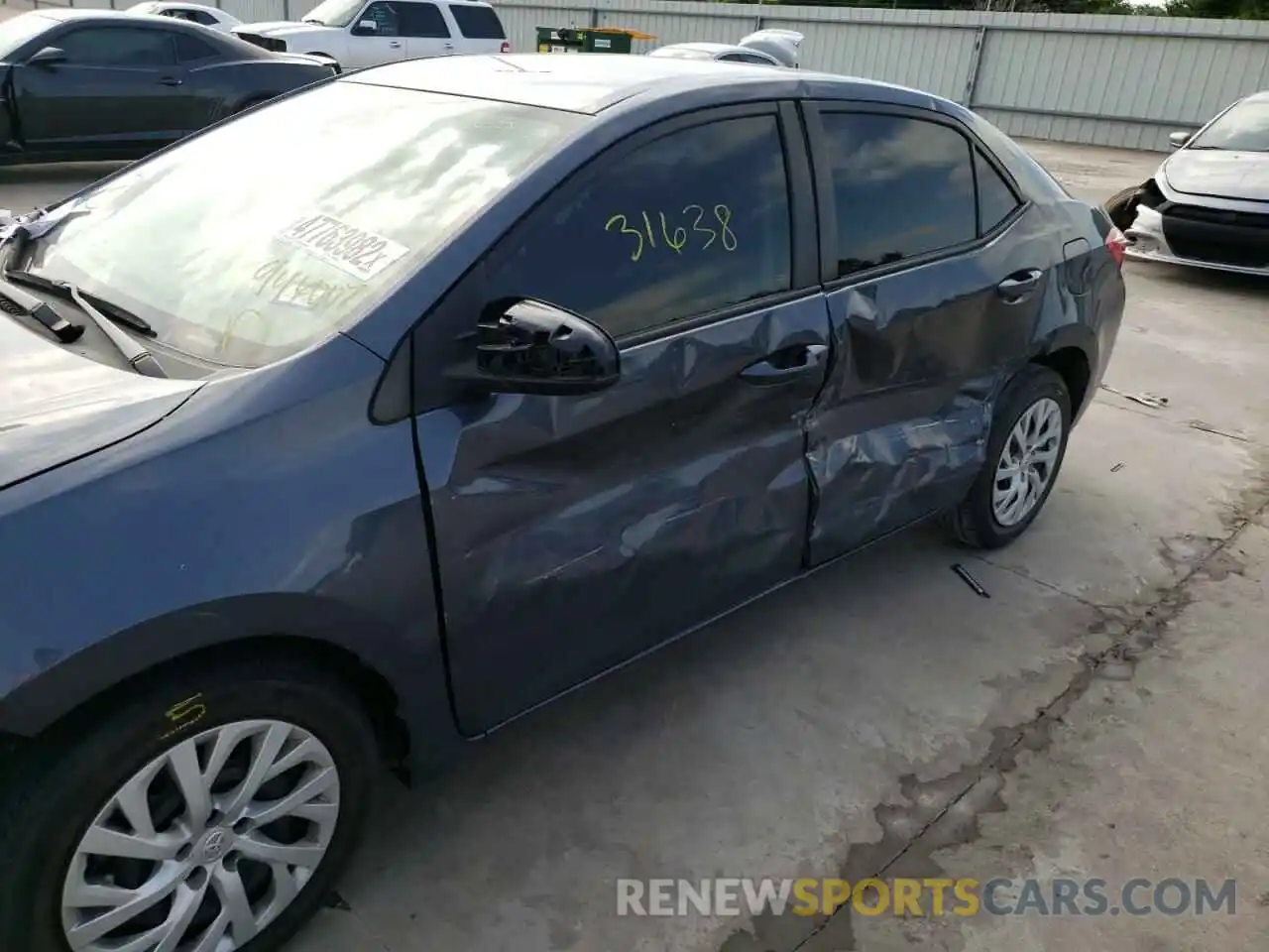 10 Photograph of a damaged car 5YFBURHE5KP946007 TOYOTA COROLLA 2019