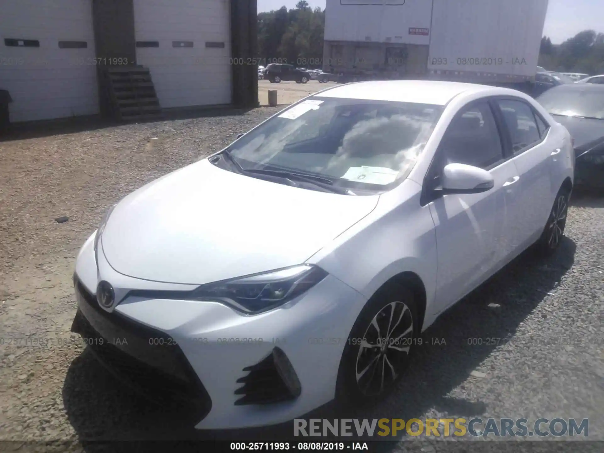 2 Photograph of a damaged car 5YFBURHE5KP946055 TOYOTA COROLLA 2019