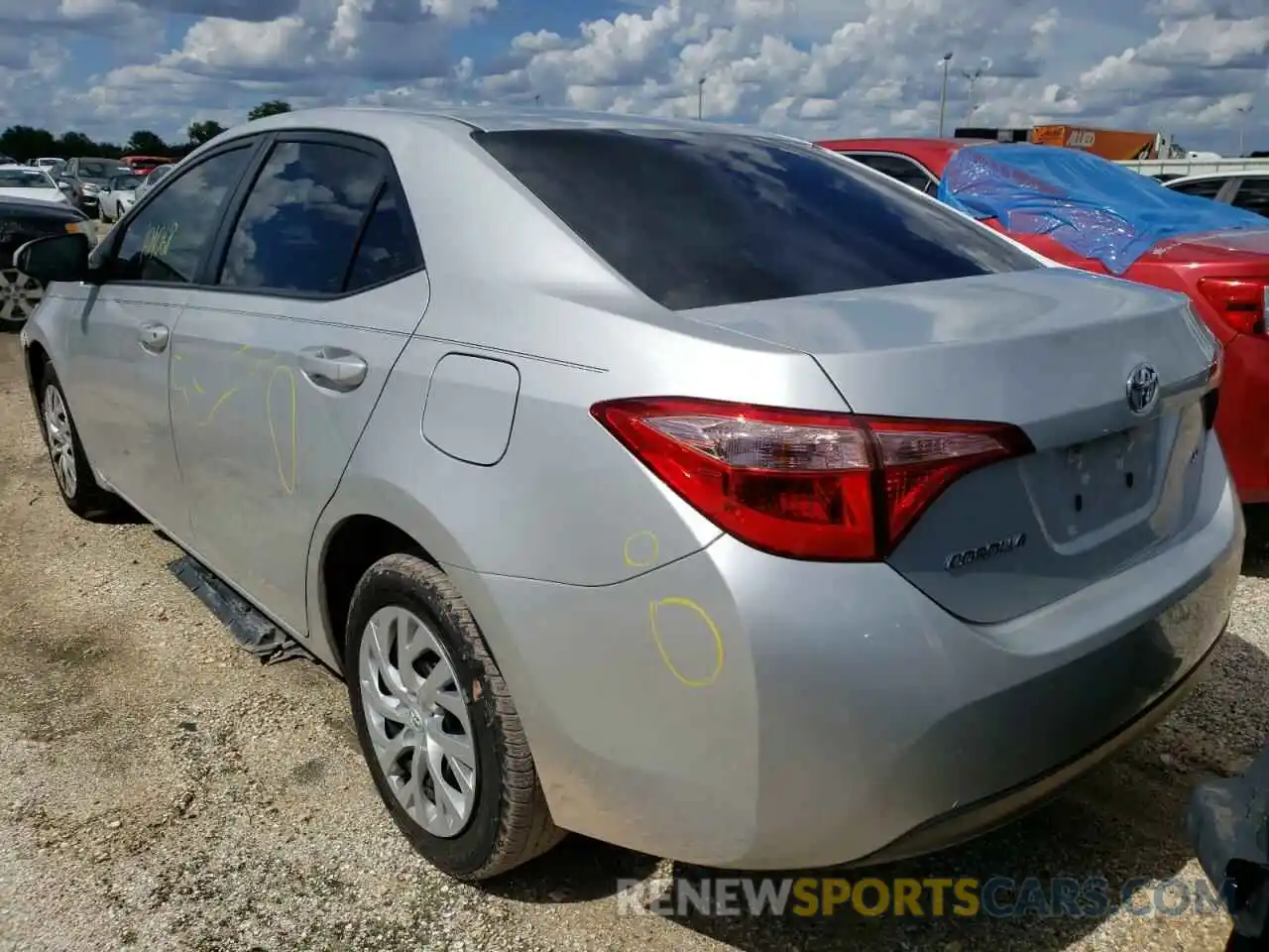 3 Photograph of a damaged car 5YFBURHE5KP946332 TOYOTA COROLLA 2019