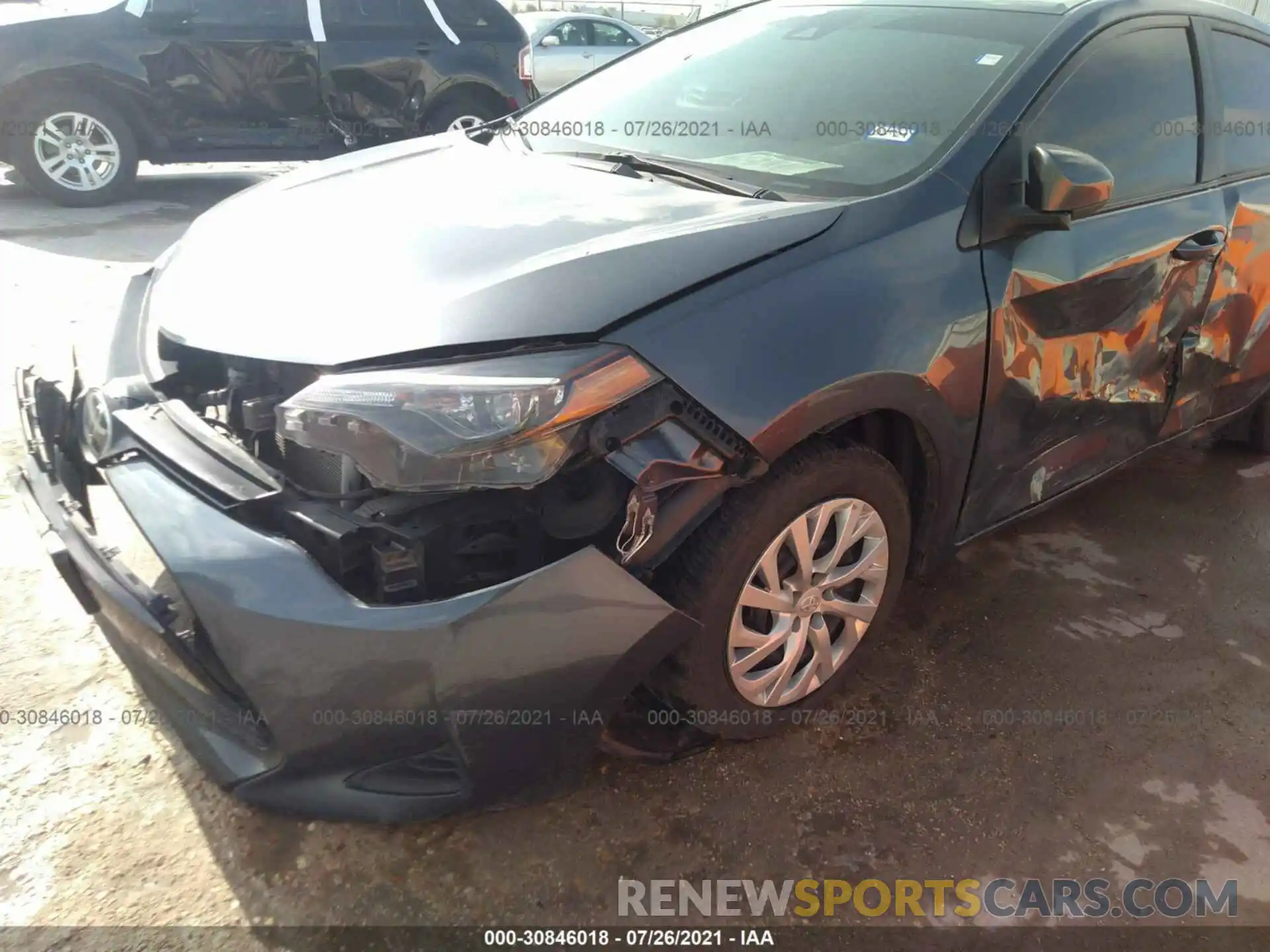 6 Photograph of a damaged car 5YFBURHE5KP946573 TOYOTA COROLLA 2019