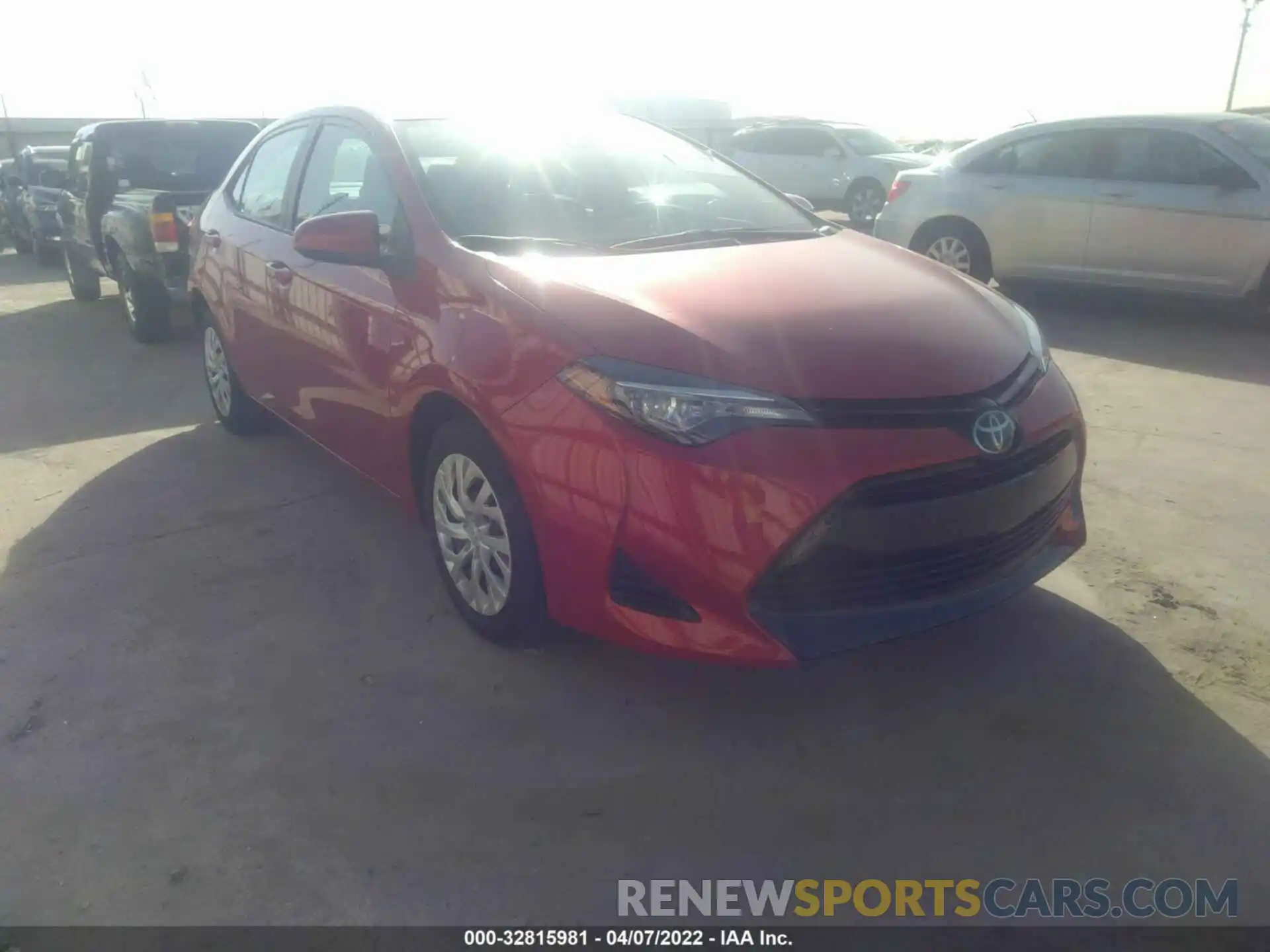 1 Photograph of a damaged car 5YFBURHE5KP946654 TOYOTA COROLLA 2019