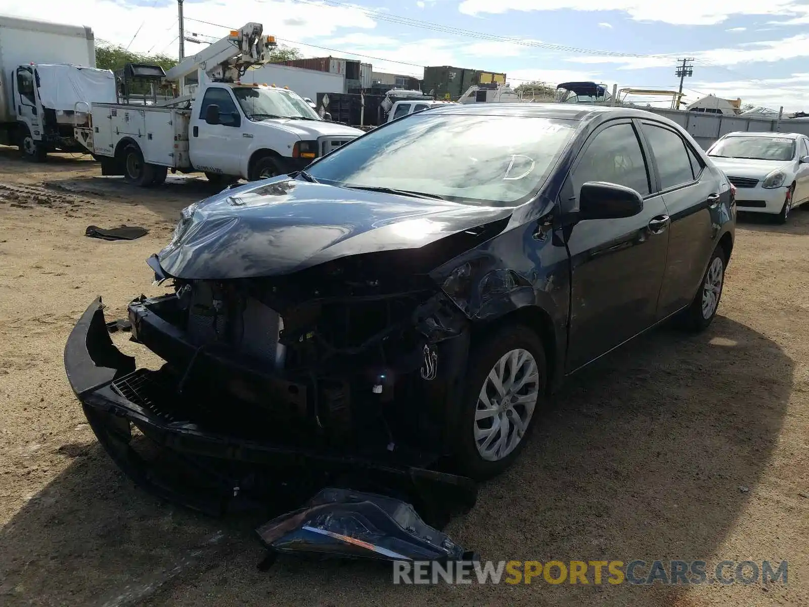 2 Photograph of a damaged car 5YFBURHE5KP946881 TOYOTA COROLLA 2019