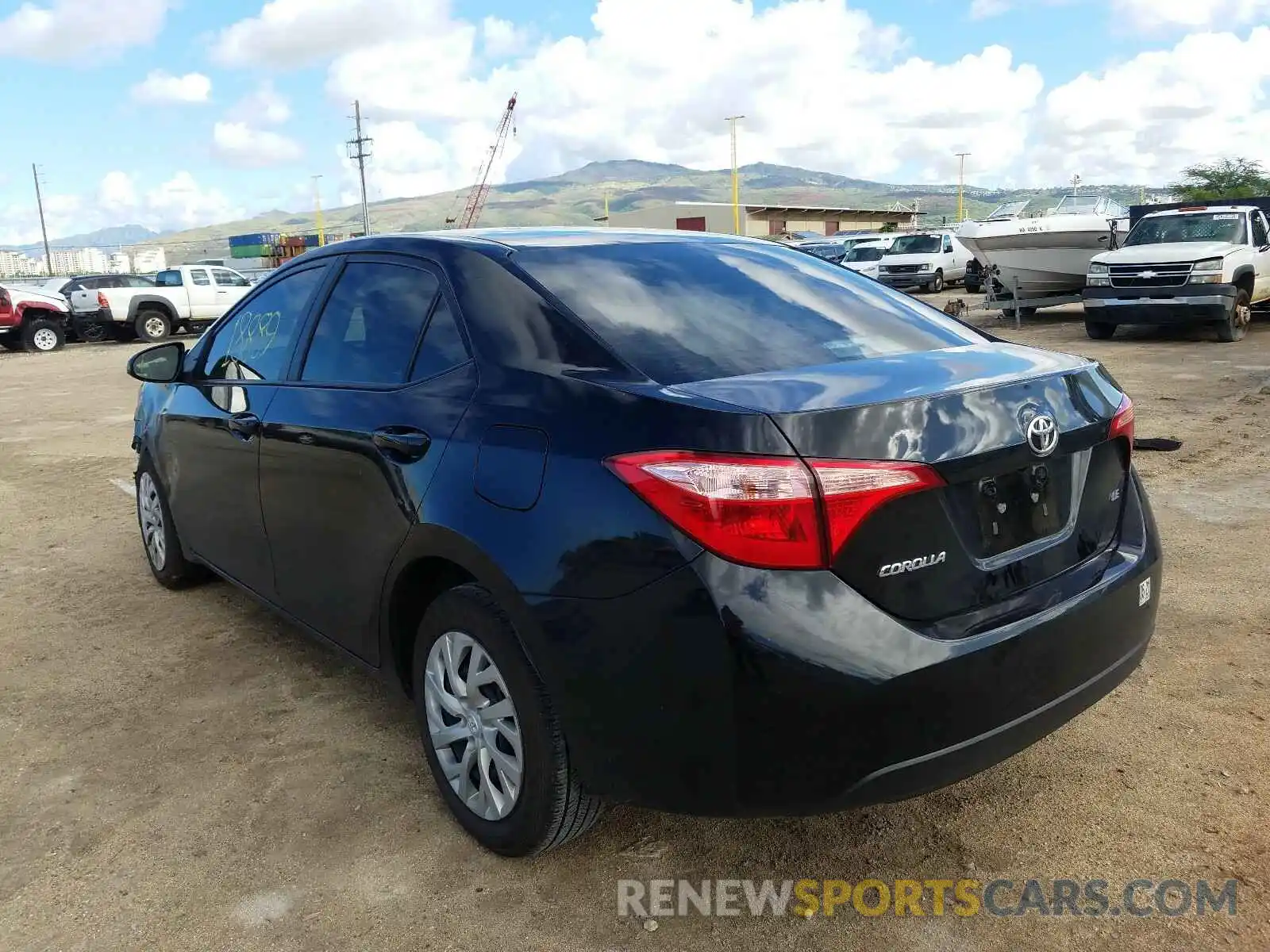 3 Photograph of a damaged car 5YFBURHE5KP946881 TOYOTA COROLLA 2019