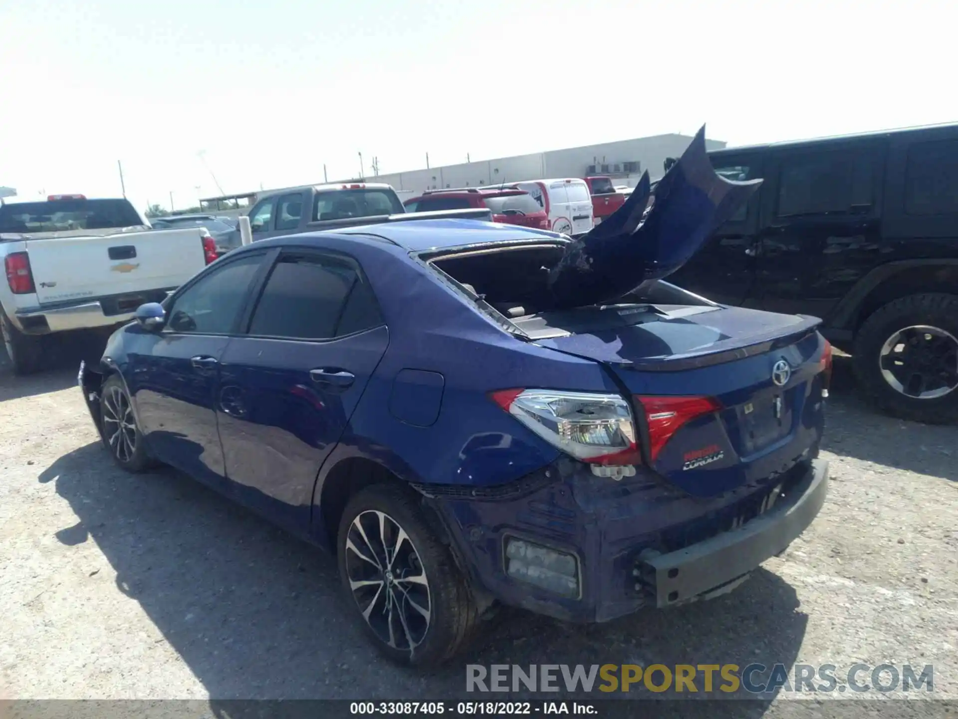 3 Photograph of a damaged car 5YFBURHE5KP947643 TOYOTA COROLLA 2019