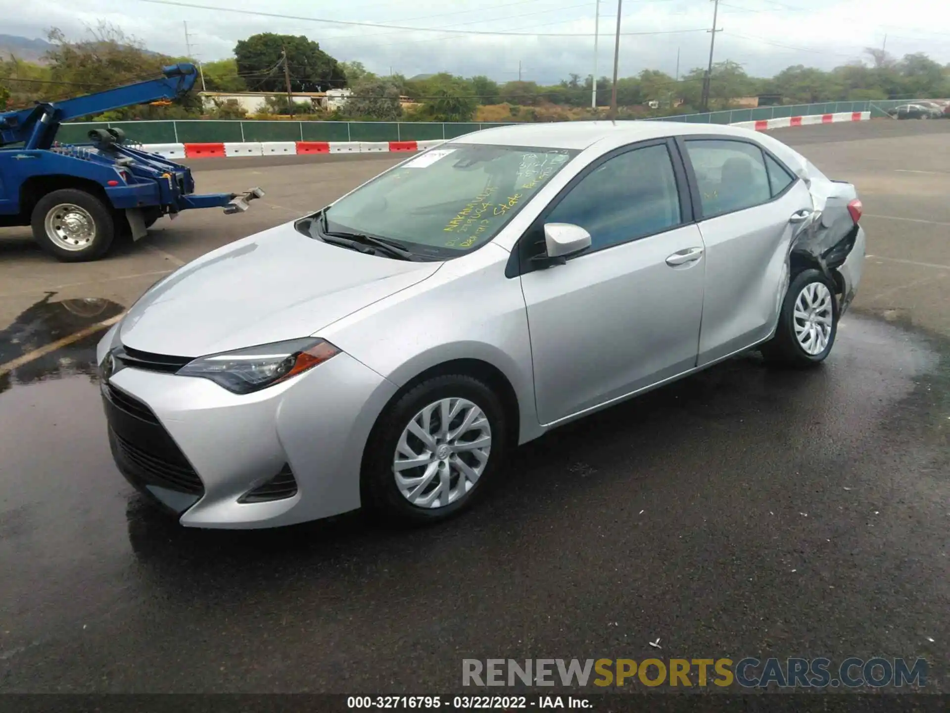 2 Photograph of a damaged car 5YFBURHE5KP947755 TOYOTA COROLLA 2019