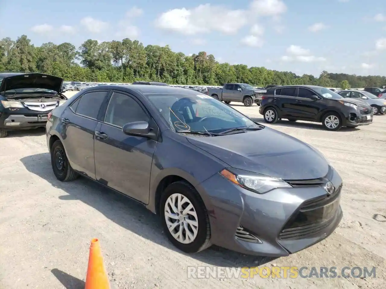 1 Photograph of a damaged car 5YFBURHE5KP948193 TOYOTA COROLLA 2019