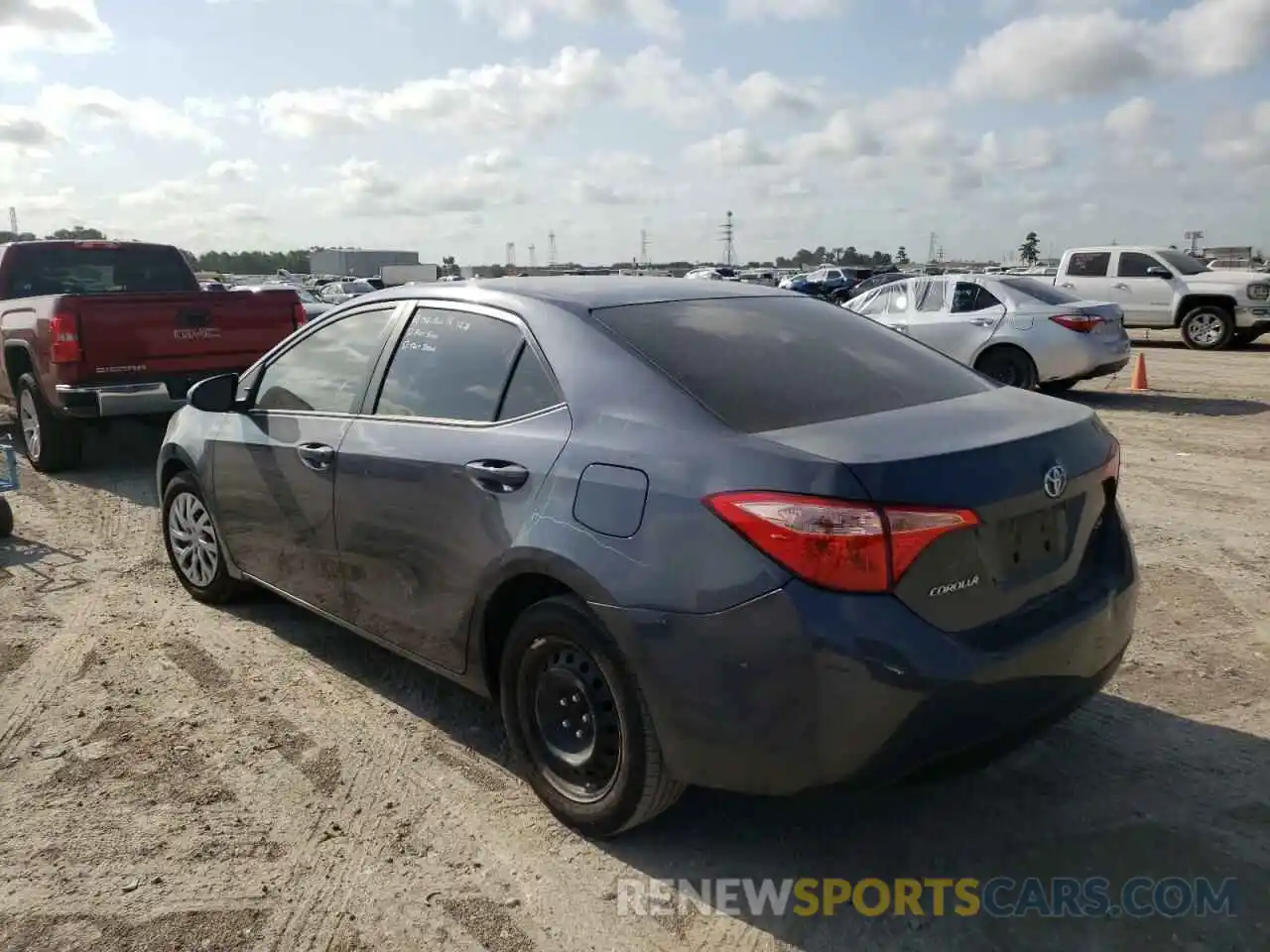 3 Photograph of a damaged car 5YFBURHE5KP948193 TOYOTA COROLLA 2019