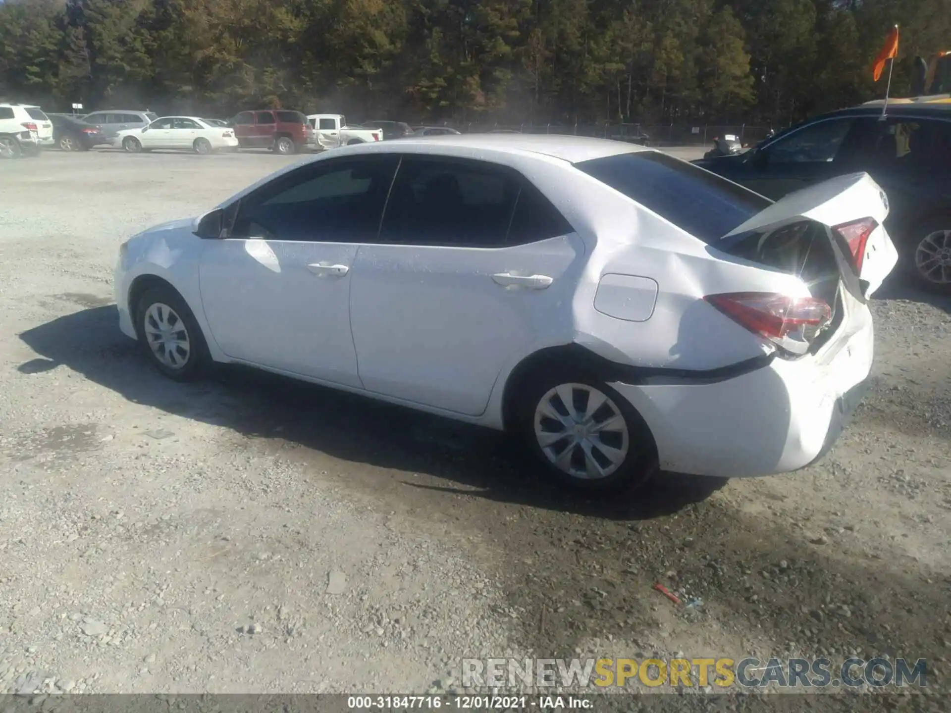 3 Photograph of a damaged car 5YFBURHE5KP948274 TOYOTA COROLLA 2019