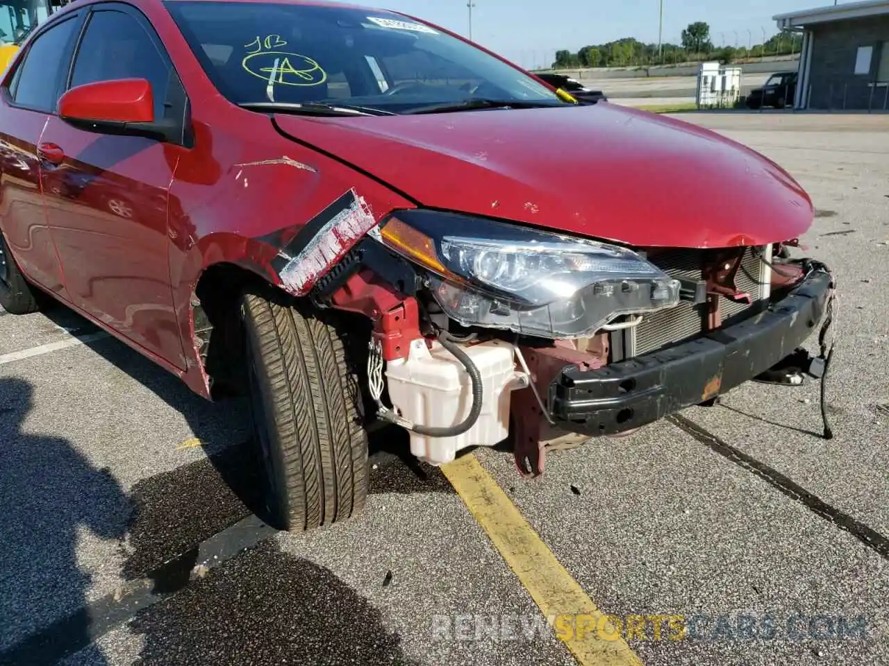 9 Photograph of a damaged car 5YFBURHE5KP949182 TOYOTA COROLLA 2019