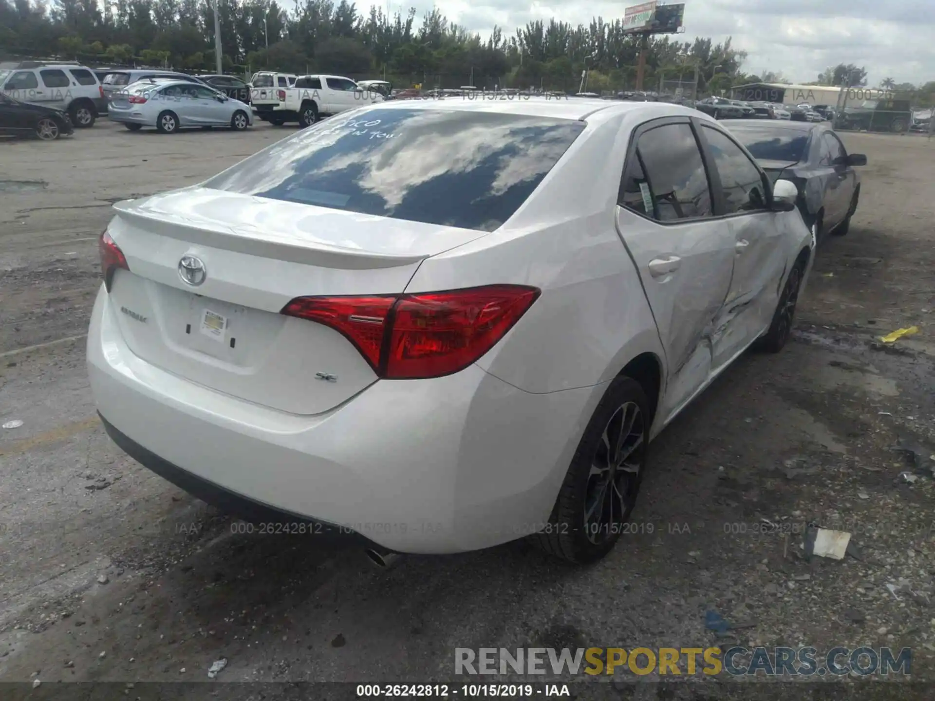 4 Photograph of a damaged car 5YFBURHE5KP949845 TOYOTA COROLLA 2019