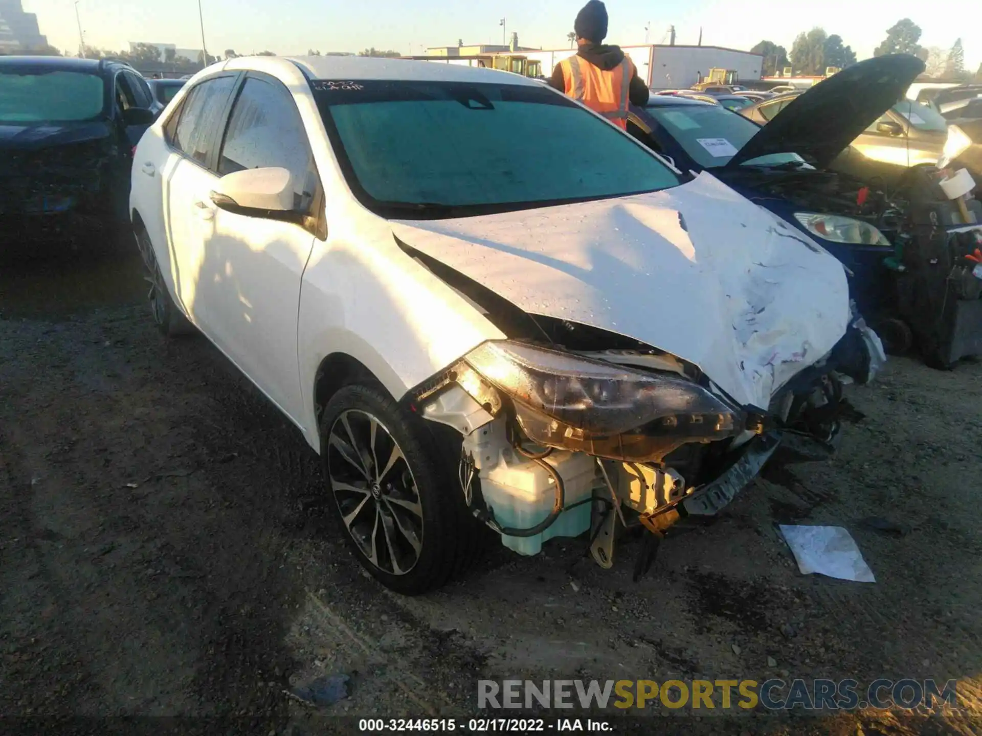 1 Photograph of a damaged car 5YFBURHE6KP856901 TOYOTA COROLLA 2019