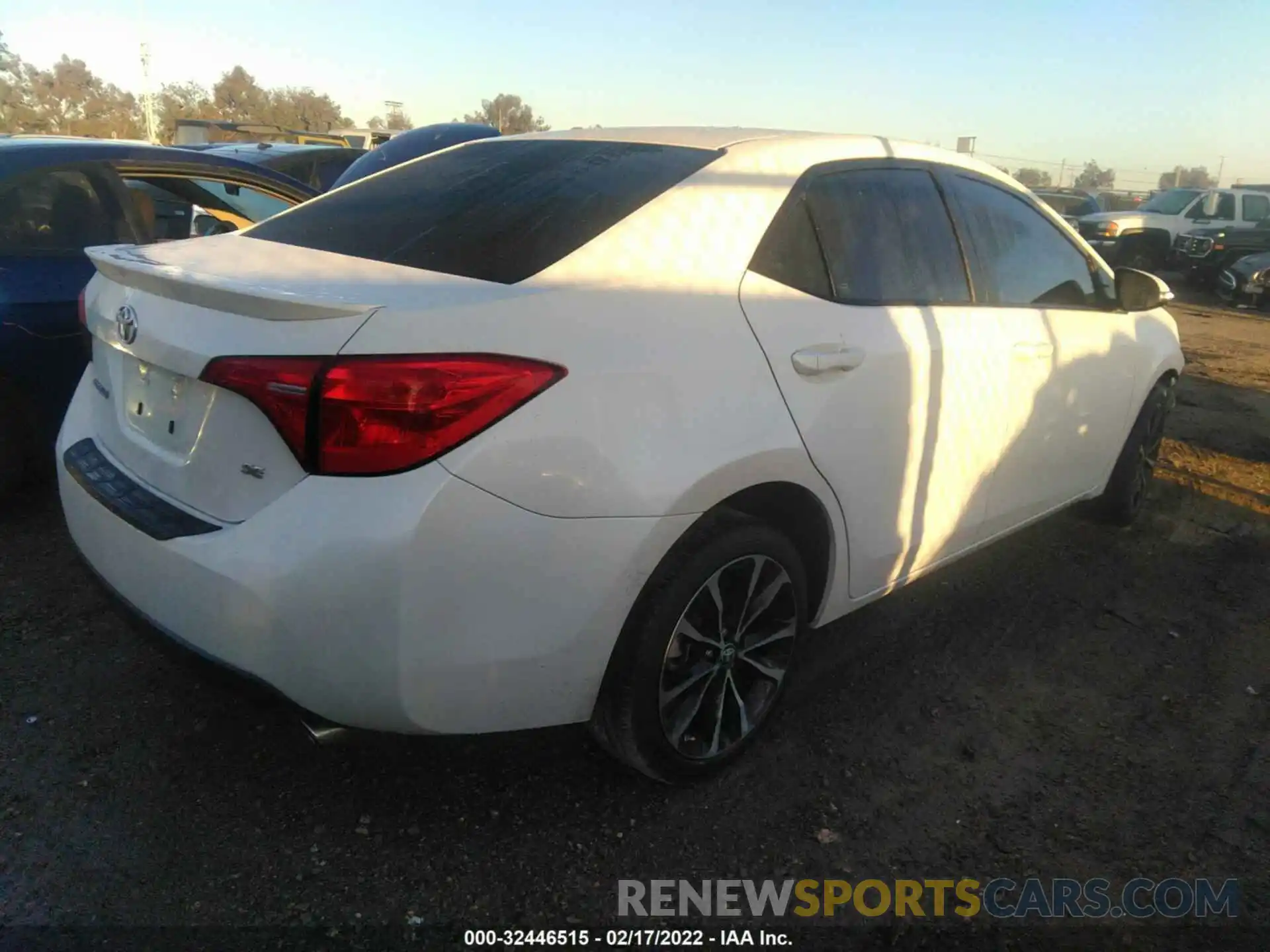 4 Photograph of a damaged car 5YFBURHE6KP856901 TOYOTA COROLLA 2019