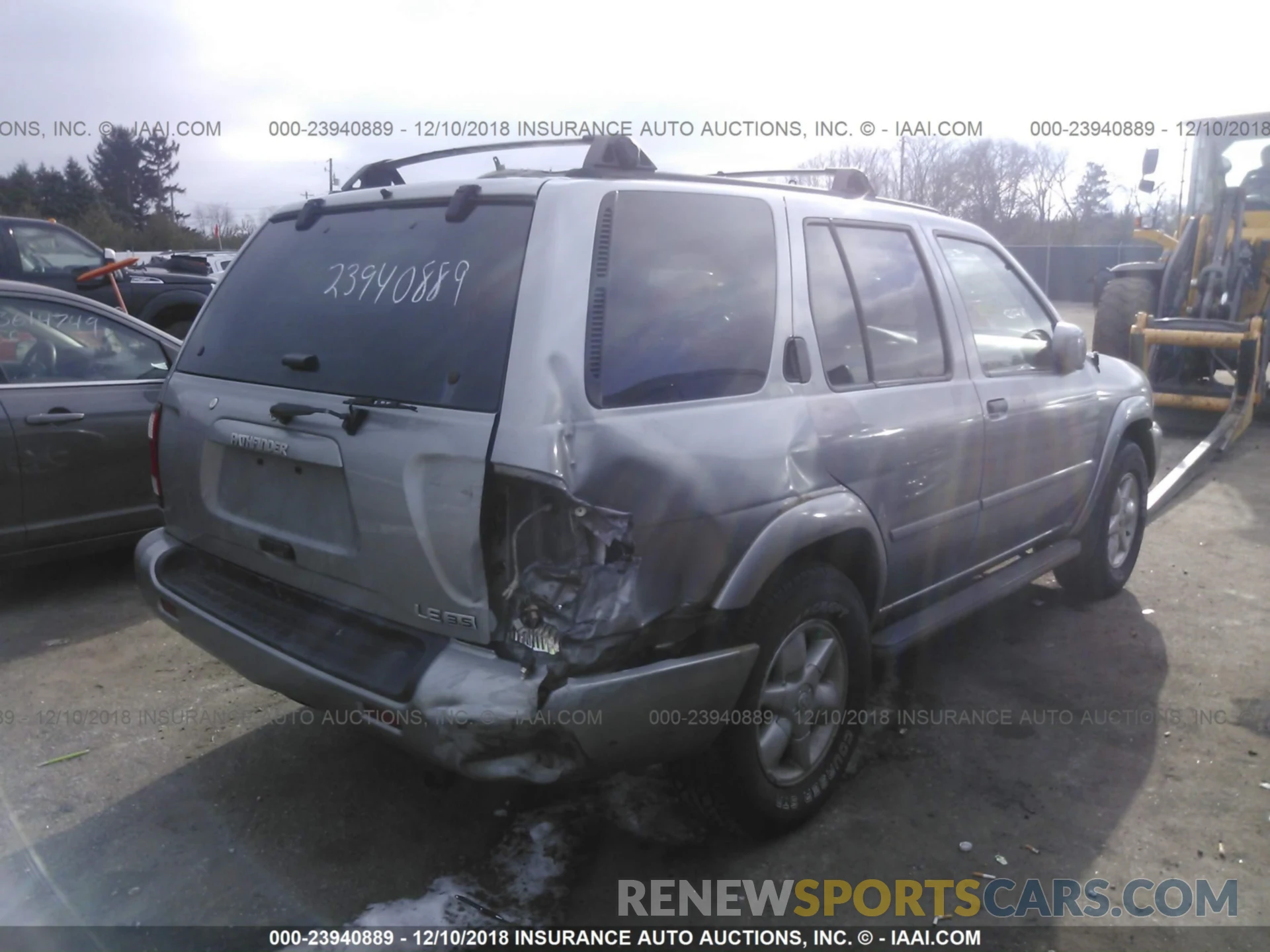 4 Photograph of a damaged car 5YFBURHE6KP858437 TOYOTA COROLLA 2019