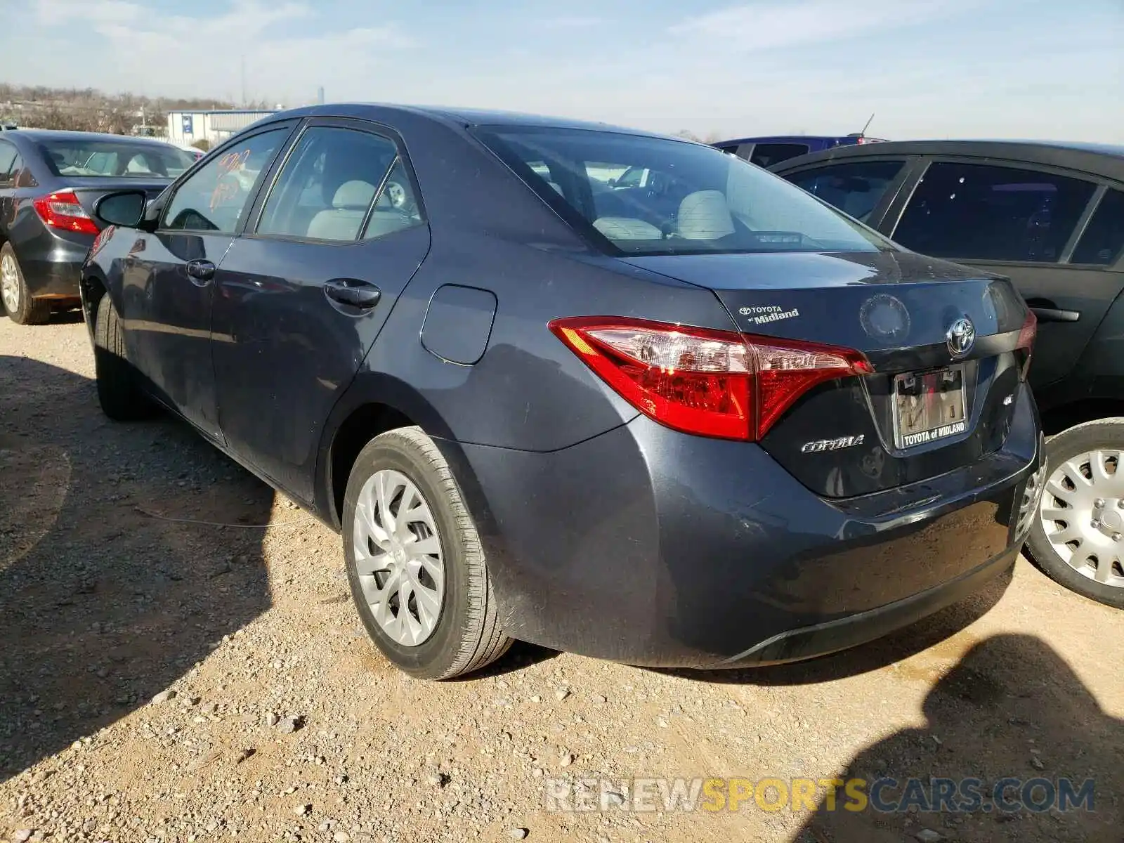 3 Photograph of a damaged car 5YFBURHE6KP858857 TOYOTA COROLLA 2019