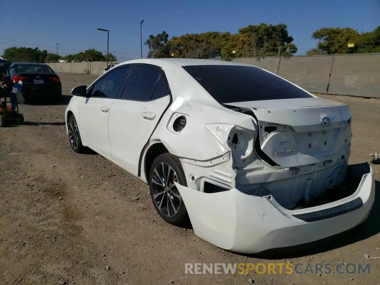 3 Photograph of a damaged car 5YFBURHE6KP860849 TOYOTA COROLLA 2019