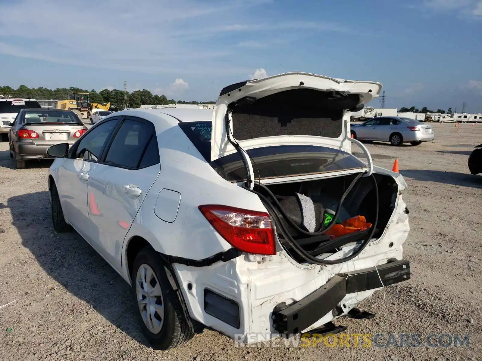 3 Photograph of a damaged car 5YFBURHE6KP861144 TOYOTA COROLLA 2019