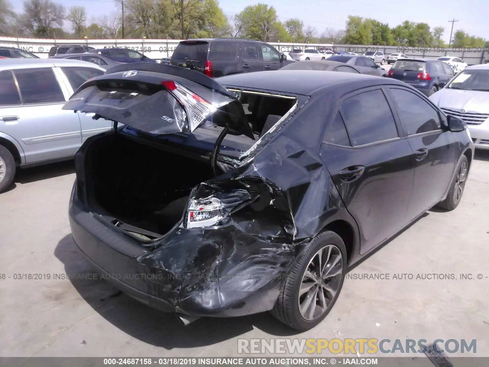 4 Photograph of a damaged car 5YFBURHE6KP861211 TOYOTA COROLLA 2019