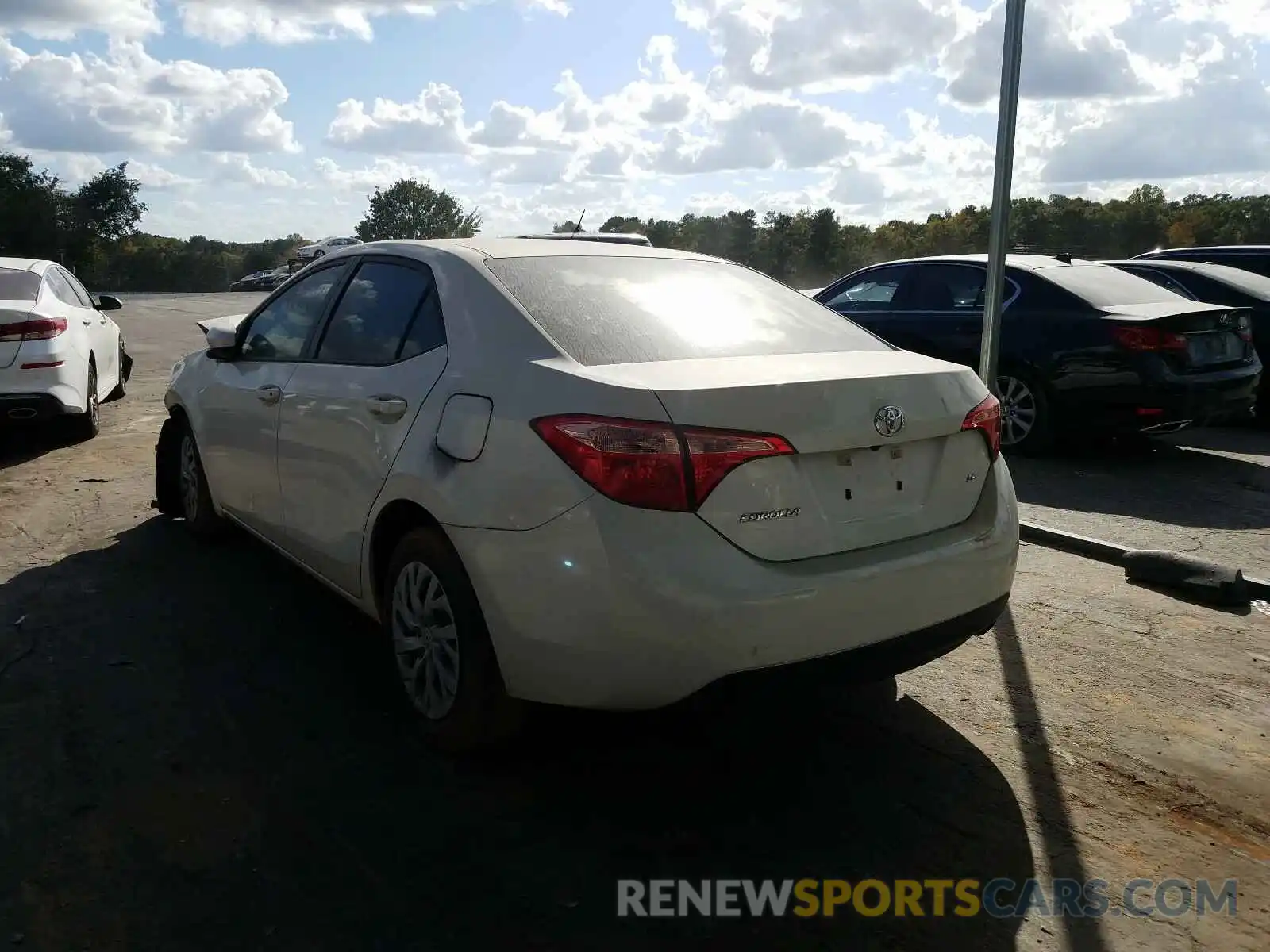 3 Photograph of a damaged car 5YFBURHE6KP861273 TOYOTA COROLLA 2019