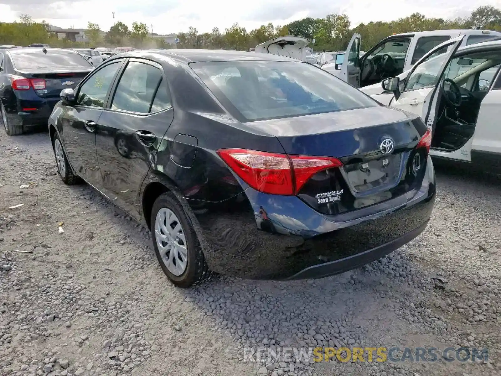 3 Photograph of a damaged car 5YFBURHE6KP863623 TOYOTA COROLLA 2019