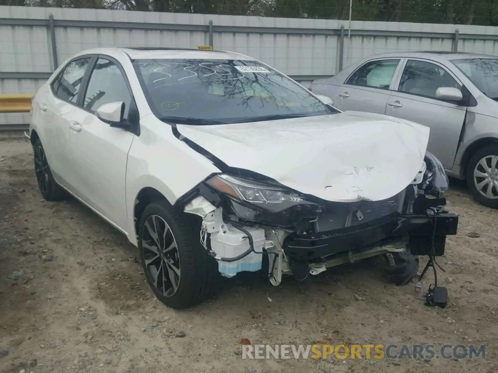 1 Photograph of a damaged car 5YFBURHE6KP864416 TOYOTA COROLLA 2019