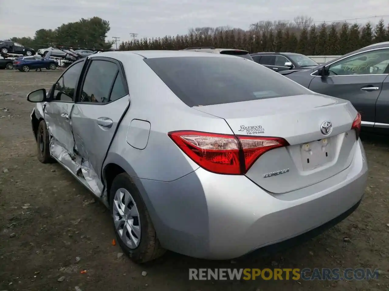 3 Photograph of a damaged car 5YFBURHE6KP864609 TOYOTA COROLLA 2019