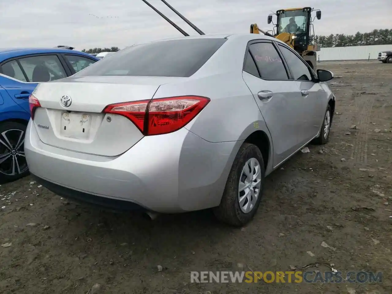 4 Photograph of a damaged car 5YFBURHE6KP864609 TOYOTA COROLLA 2019