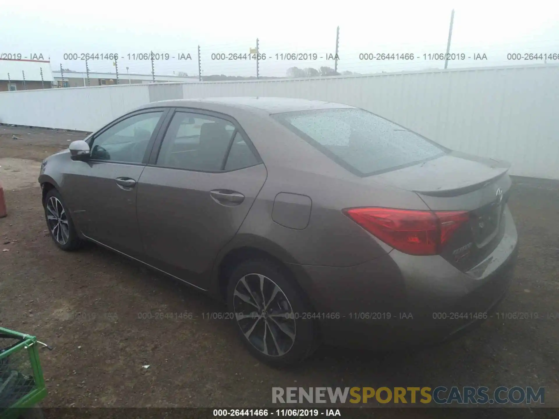 3 Photograph of a damaged car 5YFBURHE6KP864738 TOYOTA COROLLA 2019