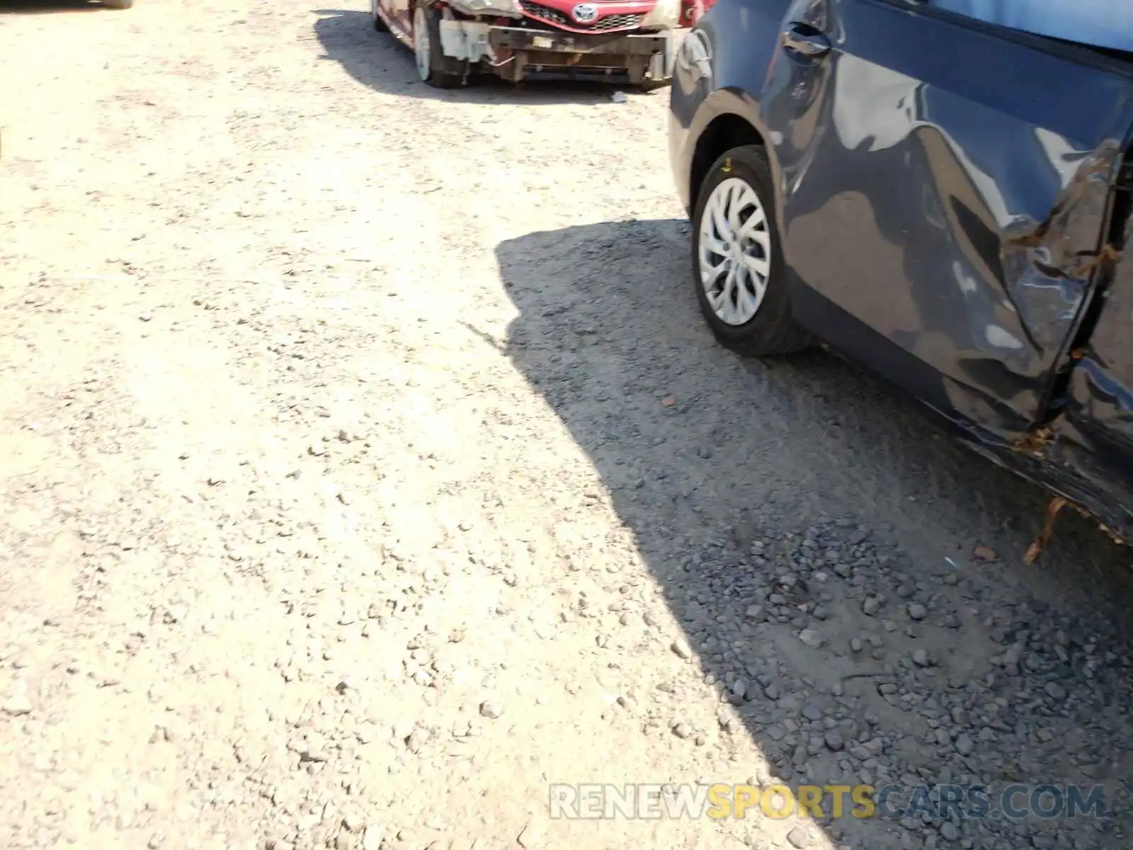 9 Photograph of a damaged car 5YFBURHE6KP864853 TOYOTA COROLLA 2019