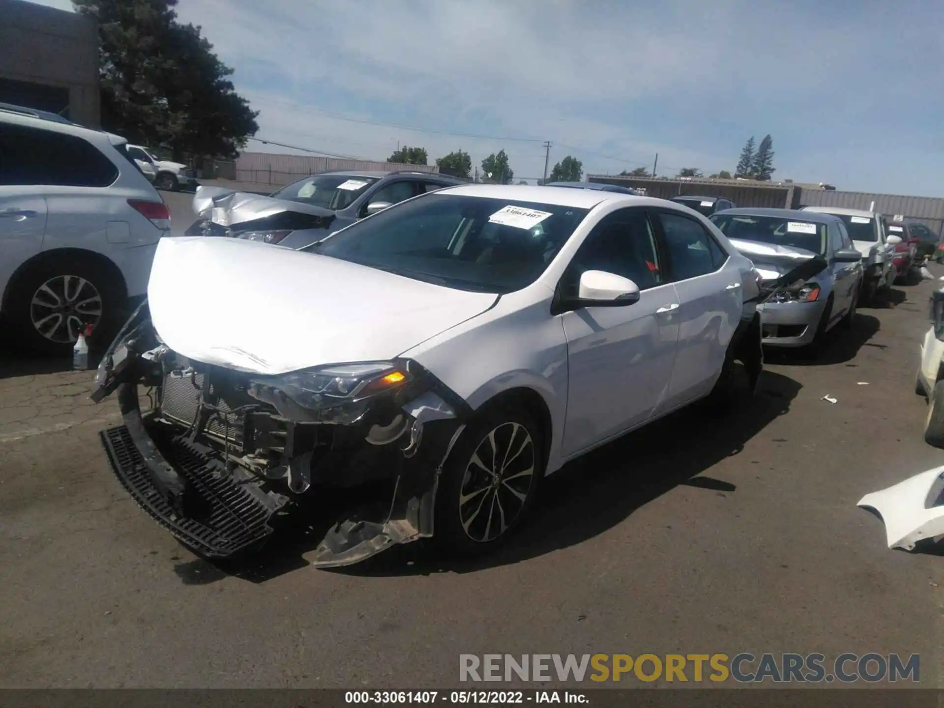 2 Photograph of a damaged car 5YFBURHE6KP865498 TOYOTA COROLLA 2019