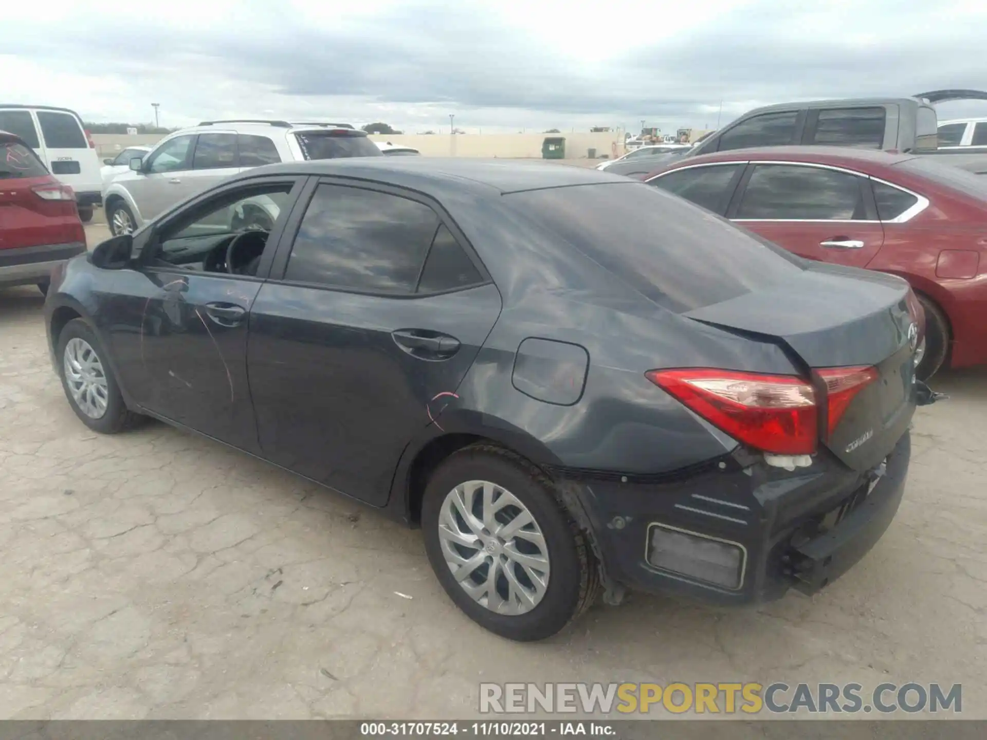 3 Photograph of a damaged car 5YFBURHE6KP866456 TOYOTA COROLLA 2019