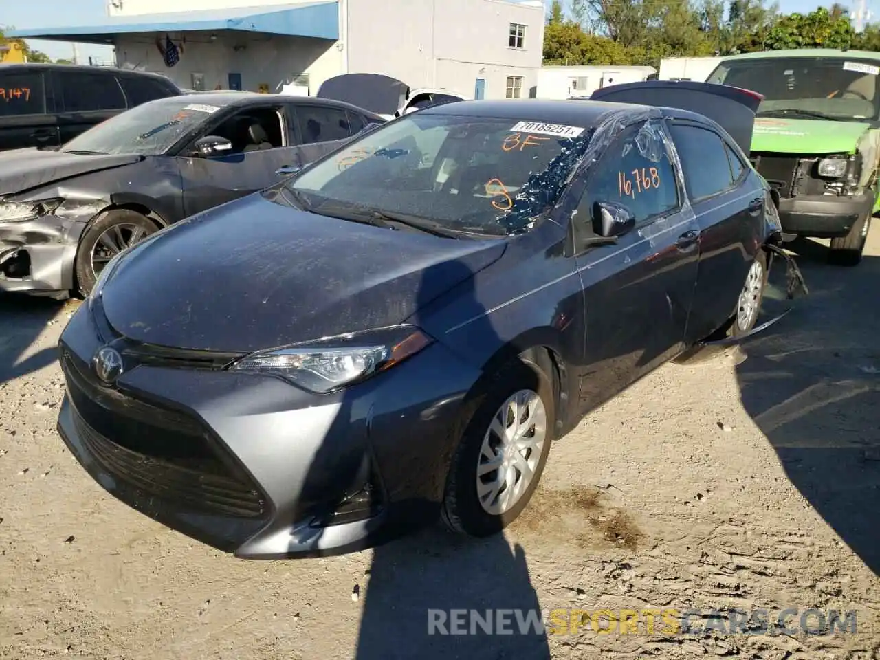 2 Photograph of a damaged car 5YFBURHE6KP866635 TOYOTA COROLLA 2019