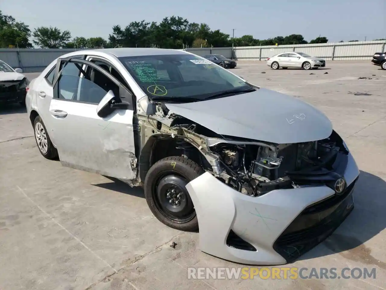 9 Photograph of a damaged car 5YFBURHE6KP868224 TOYOTA COROLLA 2019