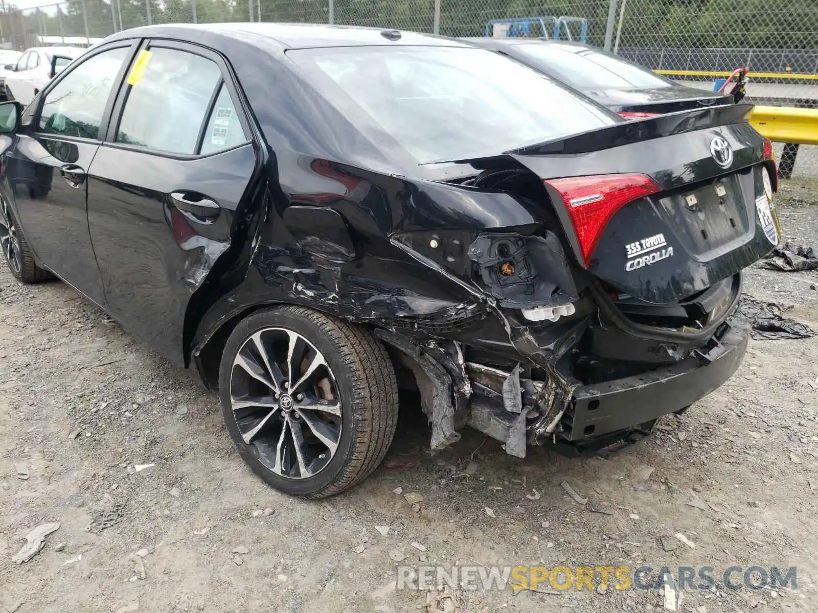 9 Photograph of a damaged car 5YFBURHE6KP868692 TOYOTA COROLLA 2019