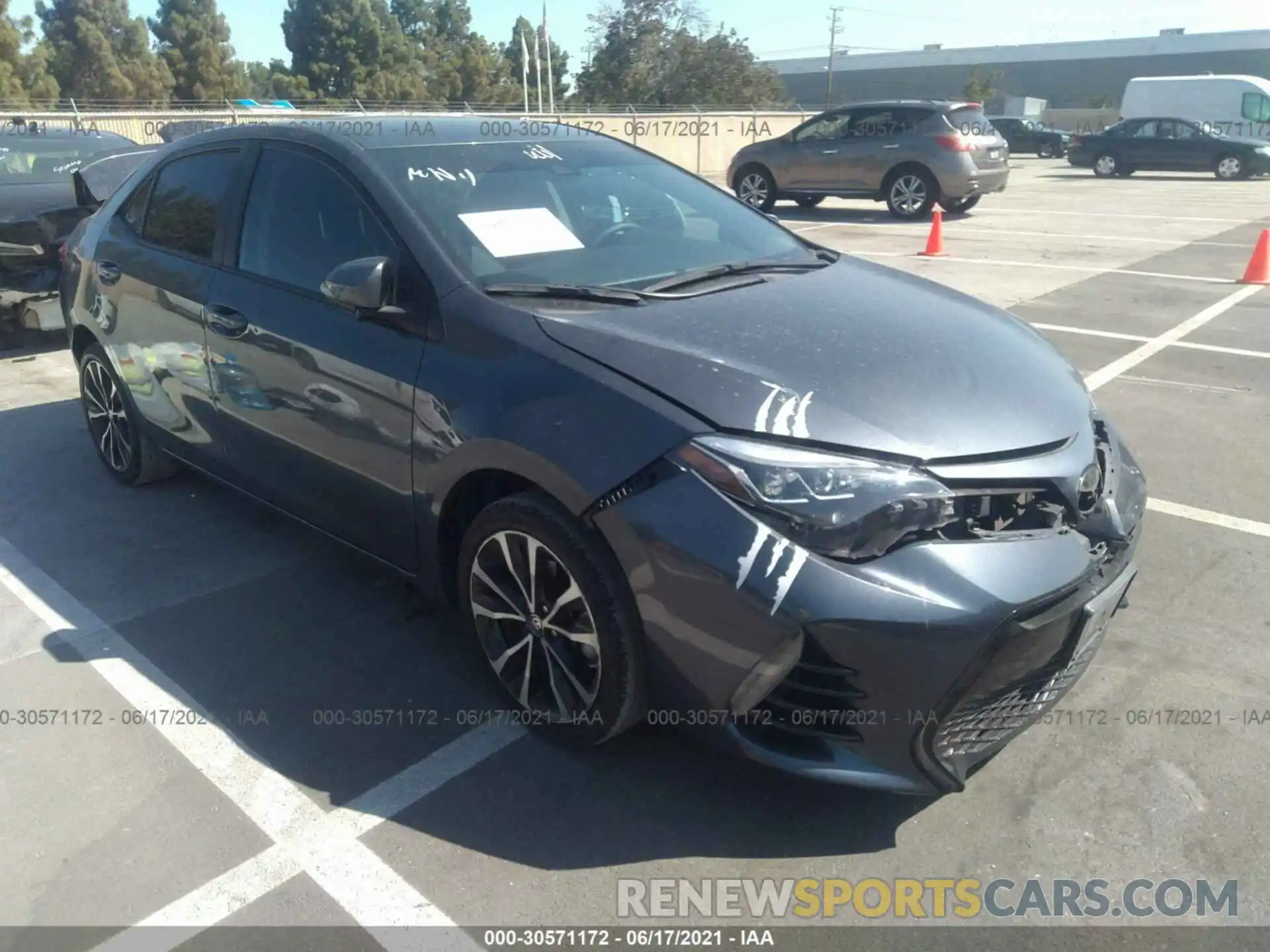 1 Photograph of a damaged car 5YFBURHE6KP870491 TOYOTA COROLLA 2019