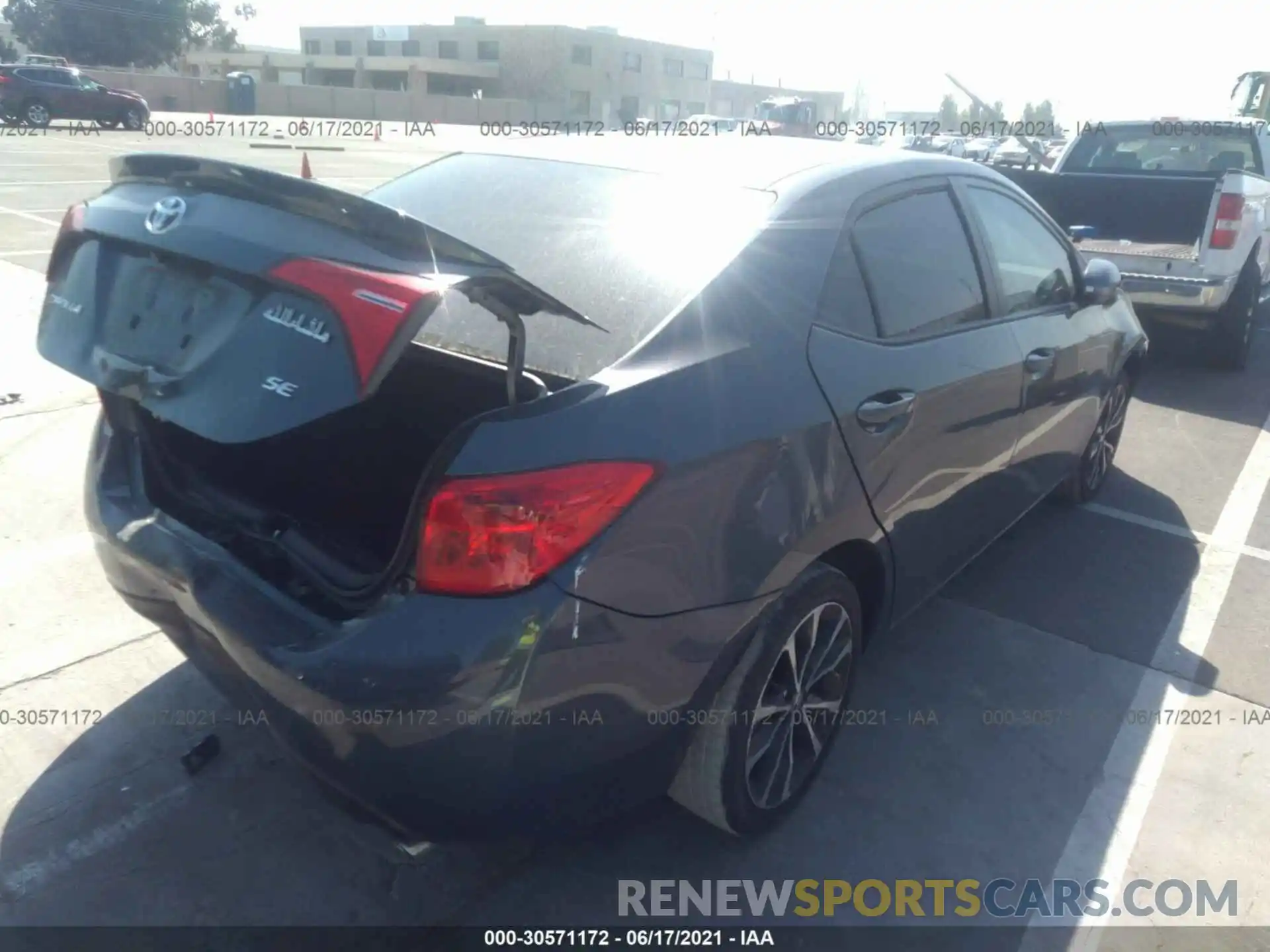 4 Photograph of a damaged car 5YFBURHE6KP870491 TOYOTA COROLLA 2019