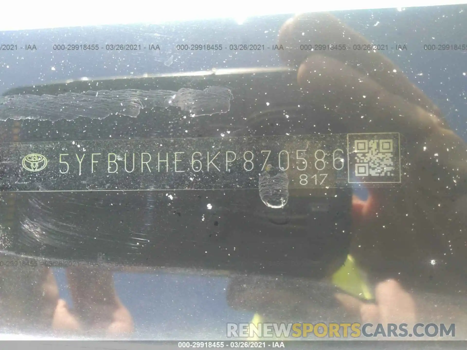 9 Photograph of a damaged car 5YFBURHE6KP870586 TOYOTA COROLLA 2019