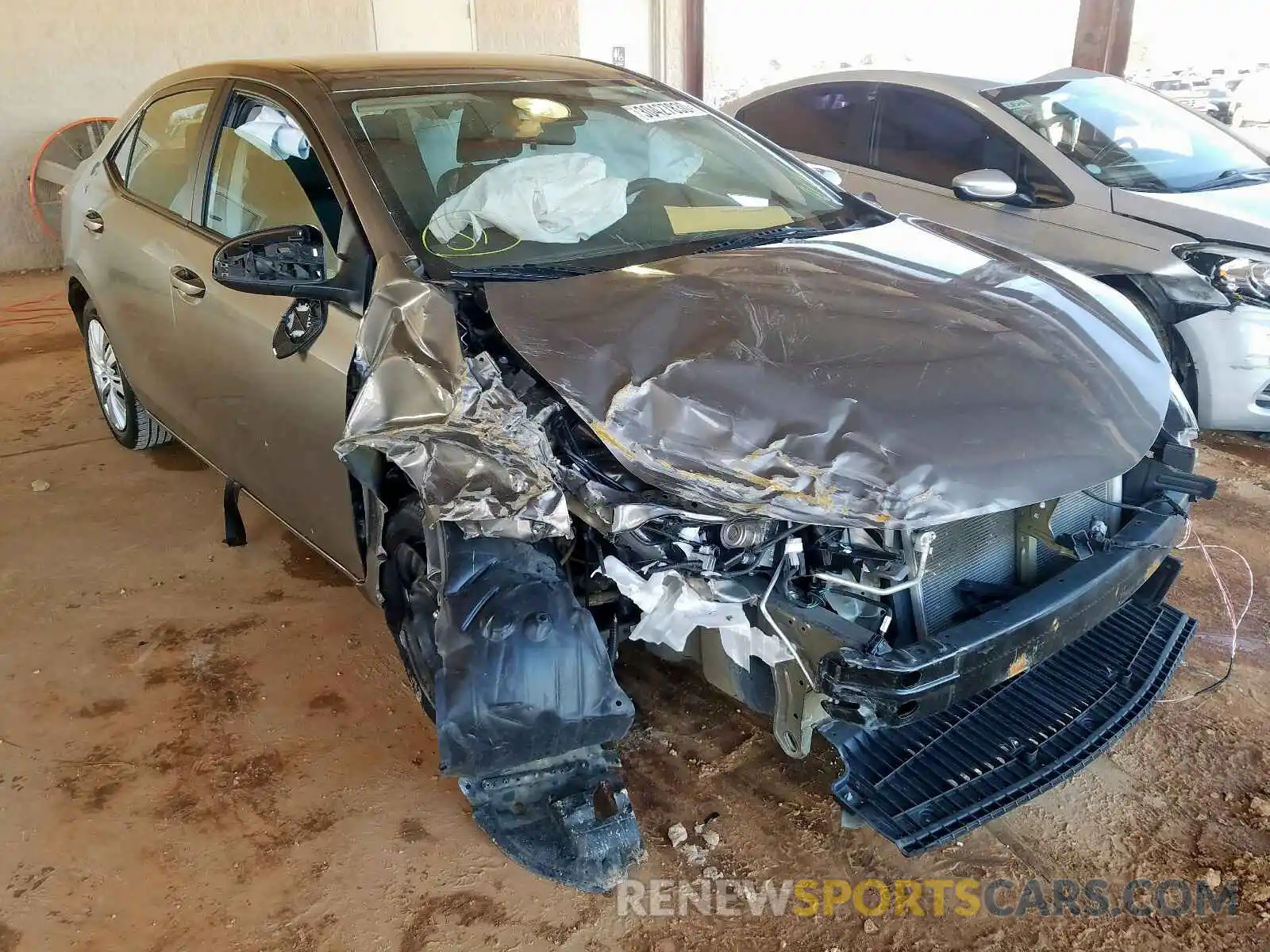 1 Photograph of a damaged car 5YFBURHE6KP870894 TOYOTA COROLLA 2019