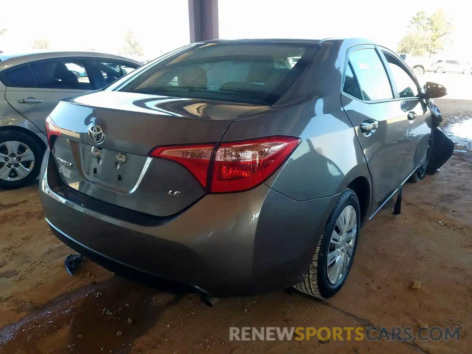 4 Photograph of a damaged car 5YFBURHE6KP870894 TOYOTA COROLLA 2019