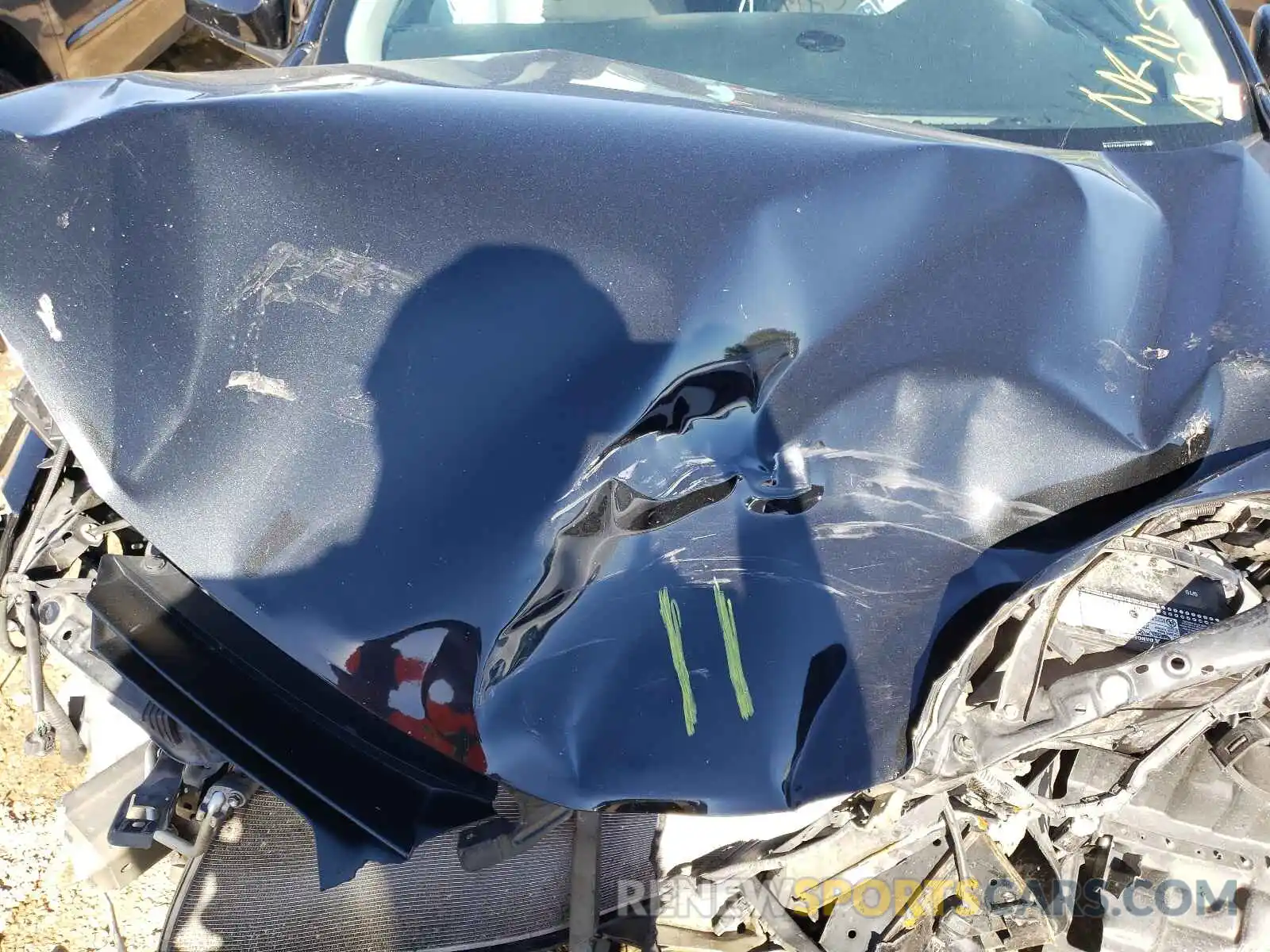 7 Photograph of a damaged car 5YFBURHE6KP871026 TOYOTA COROLLA 2019