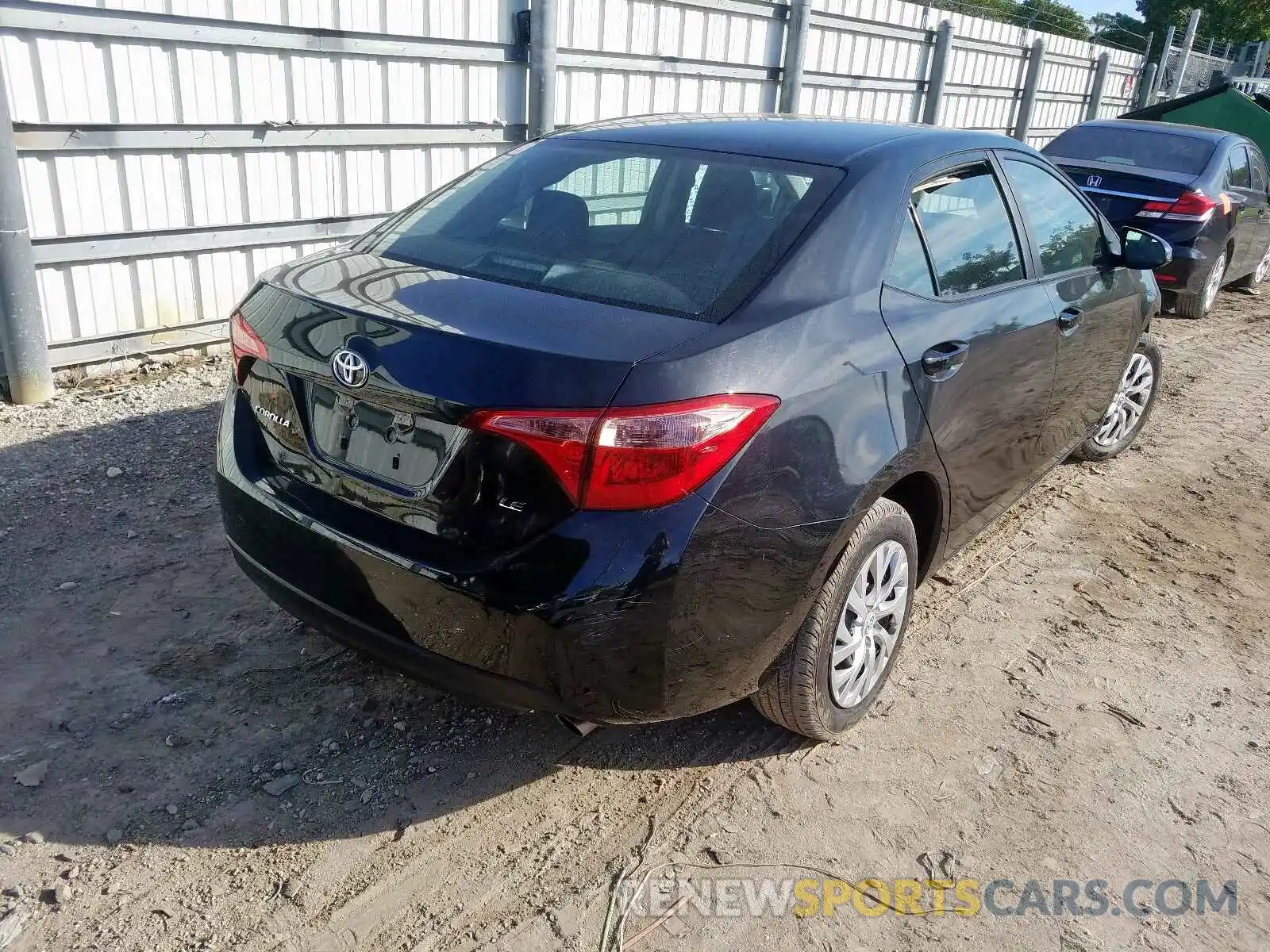 4 Фотография поврежденного автомобиля 5YFBURHE6KP871415 TOYOTA COROLLA 2019