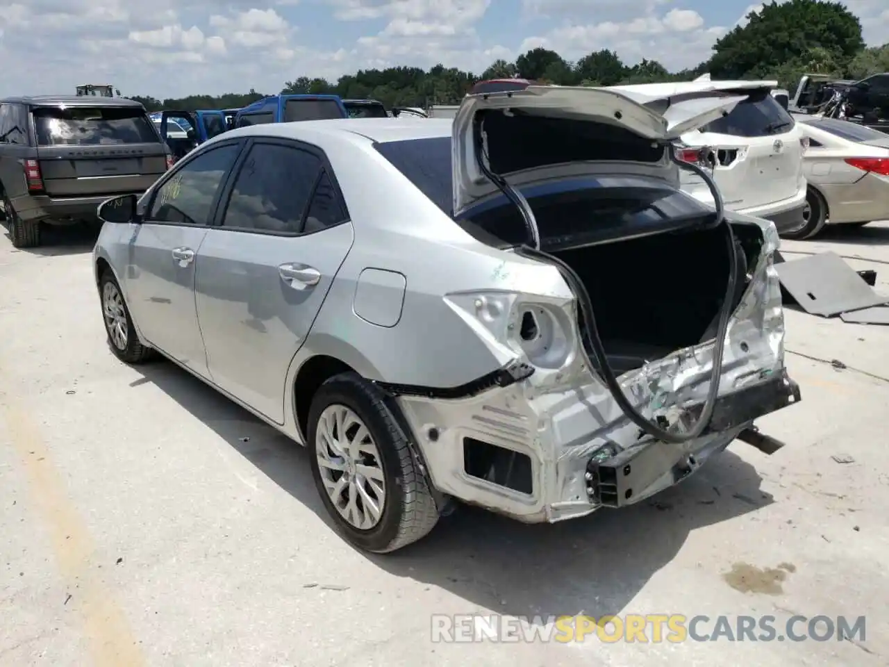 3 Photograph of a damaged car 5YFBURHE6KP871513 TOYOTA COROLLA 2019